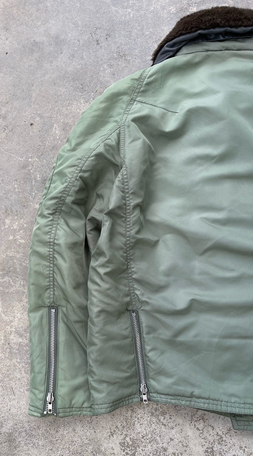 Japanese Brand 🔥RARE🔥 RESCUE SQUAD FUR COLLARED ZIPPER JACKET Size US L / EU 52-54 / 3 - 13 Thumbnail