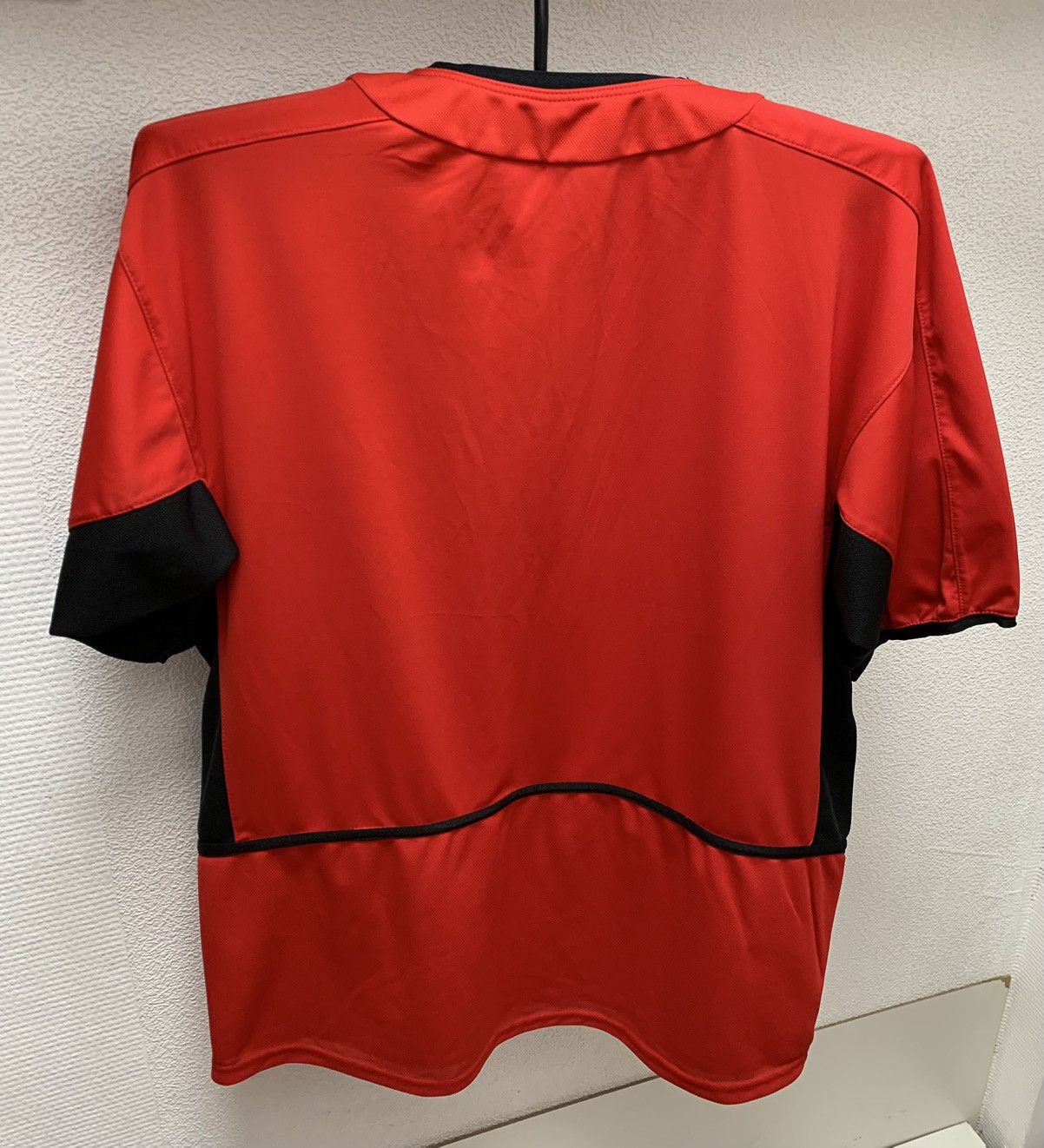 Vintage Manchester United Nike Vodafone vintage soccer jersey Xl sz Size US XL / EU 56 / 4 - 2 Thumbnail
