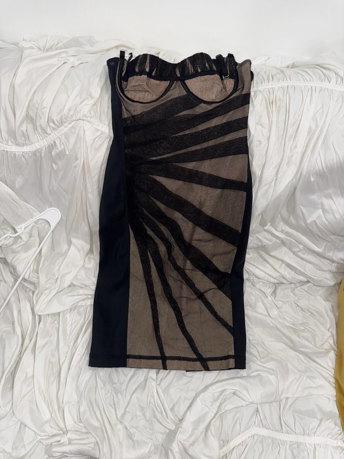 Dolce & Gabbana Dolce&Gabbana Nude Illusion Corset Tulle Bodycon Dress IT40 Size M / US 6-8 / IT 42-44 - 2 Thumbnail