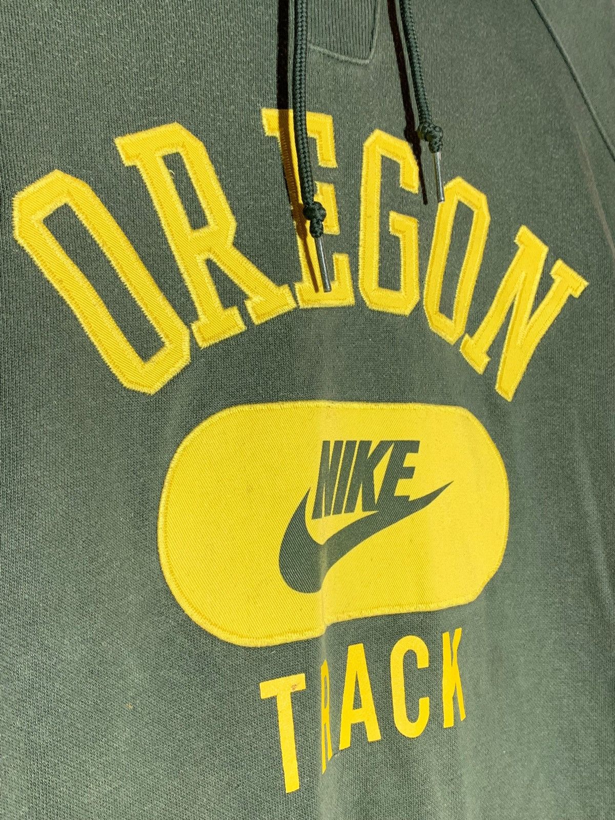 Nike × Vintage Vintage Nike Oregon Hoodie Big Logo Swoosh Size US XL / EU 56 / 4 - 4 Thumbnail