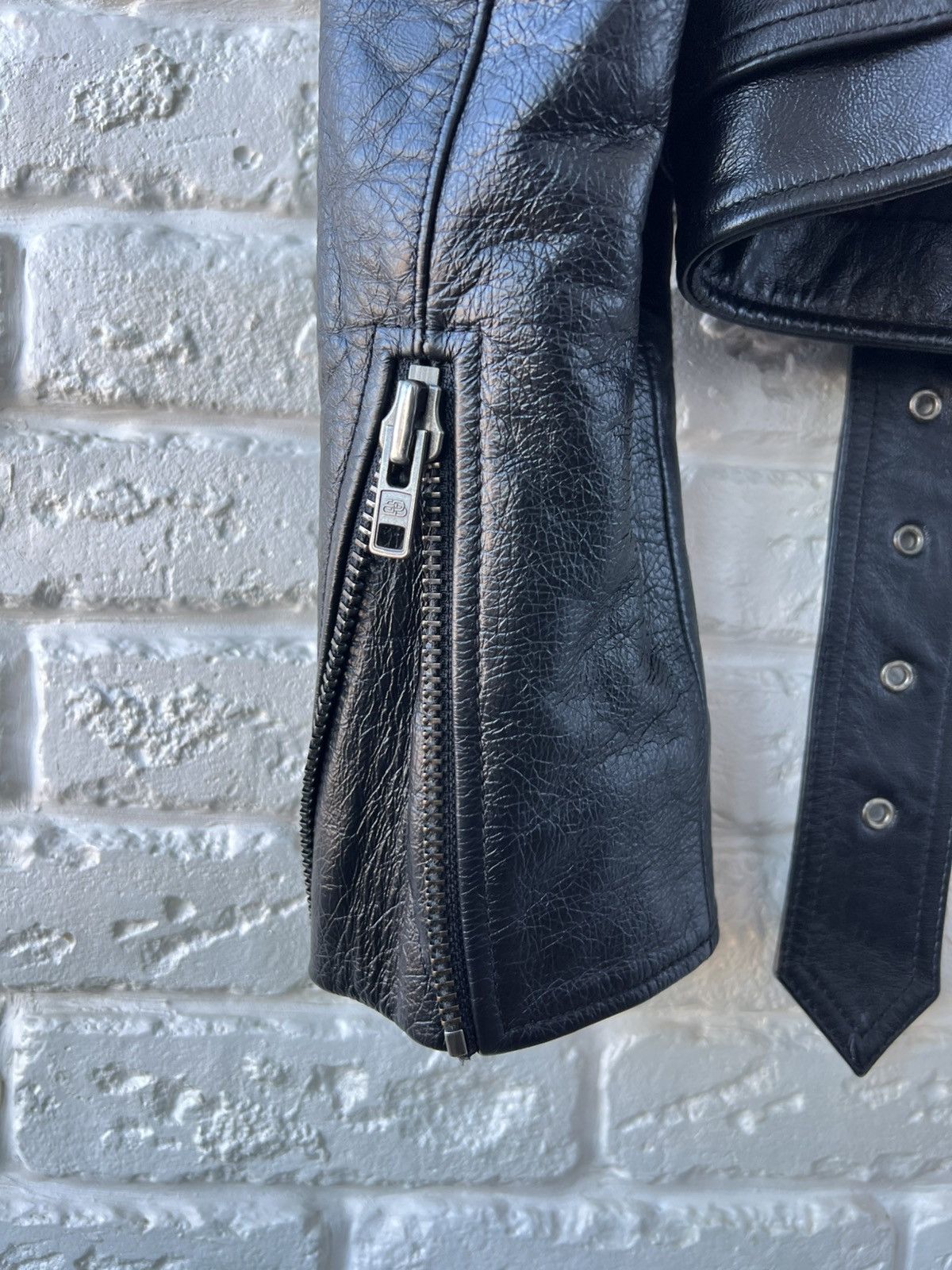 Balenciaga Balenciaga Leather Biker Big Lipstick Logo Jacket Size XS / US 0-2 / IT 36-38 - 8 Thumbnail