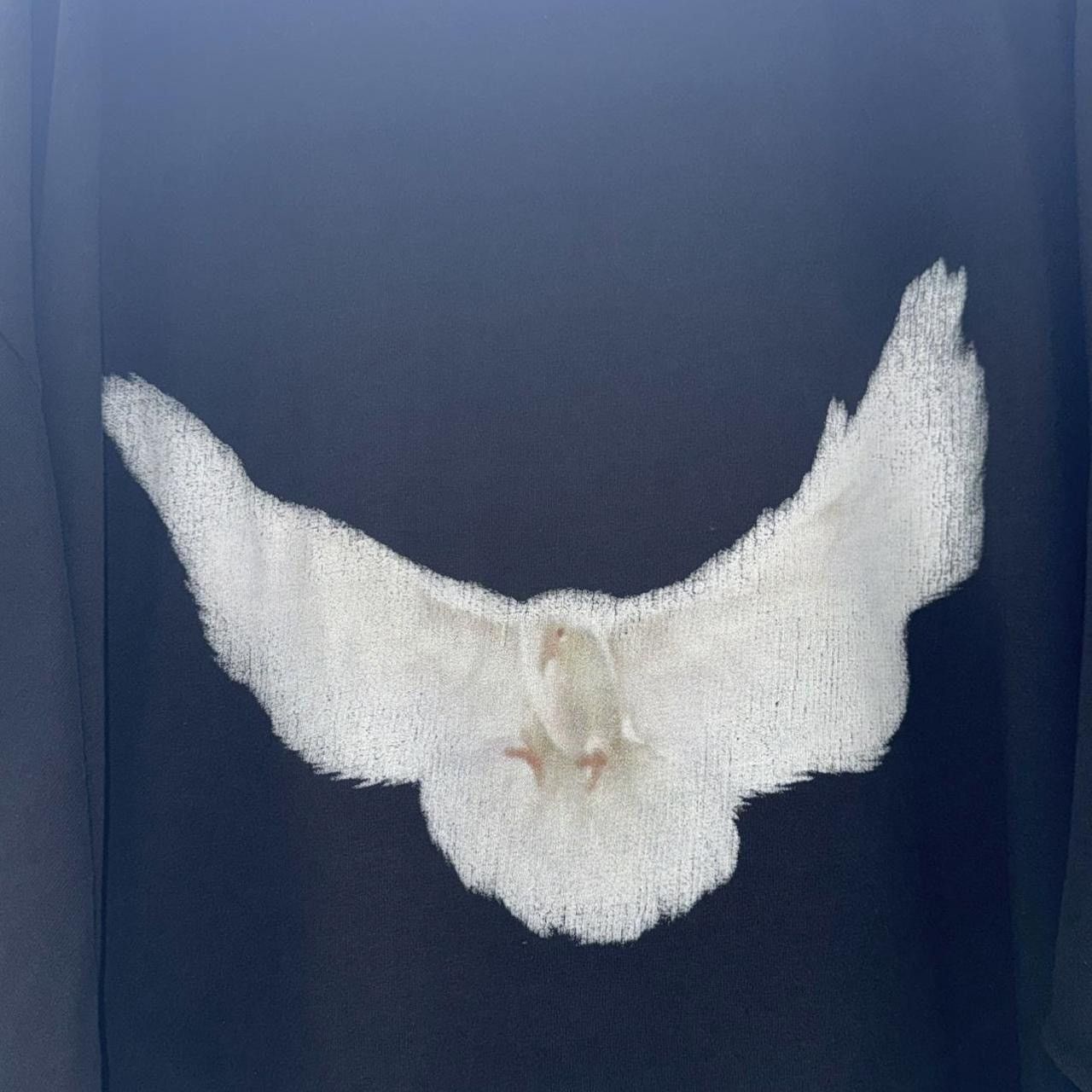 Balenciaga × Gap × Yeezy Yeezy Gap Balenciaga Dove 3/4 Tee Black Size US S / EU 44-46 / 1 - 3 Thumbnail