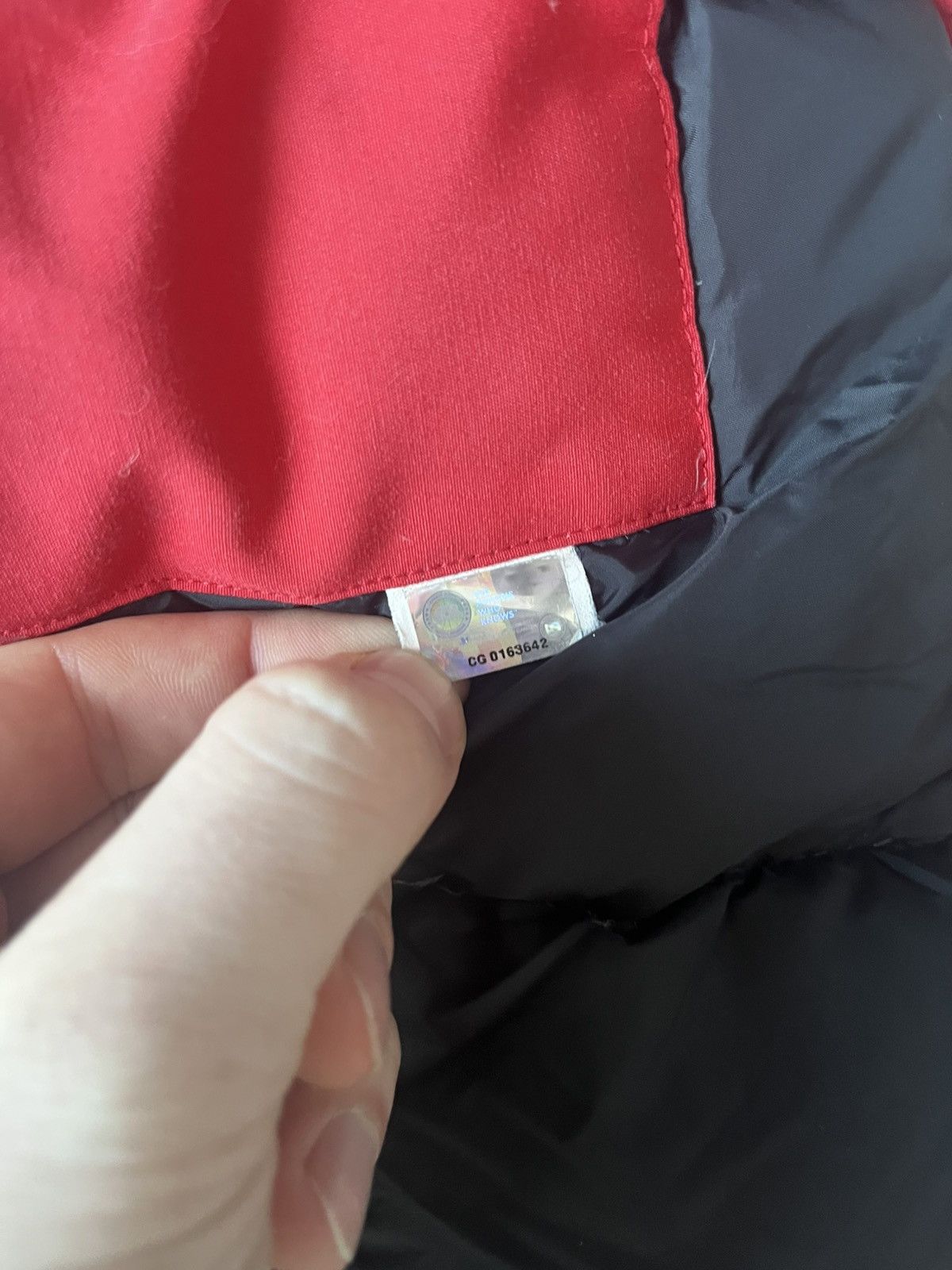 Canada Goose Canada Goose Expedition Jacket Red Genuine XS Size XS / US 0-2 / IT 36-38 - 10 Thumbnail