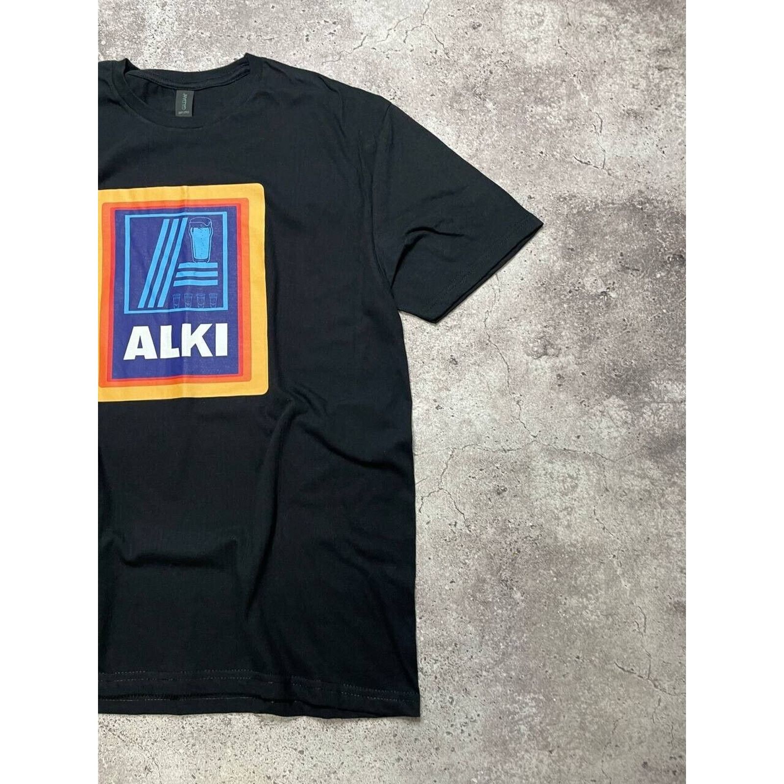 Gildan × Vintage Vintage ALKI Black Graphic T-Shirt L Gildan Softstyle Size US L / EU 52-54 / 3 - 3 Thumbnail