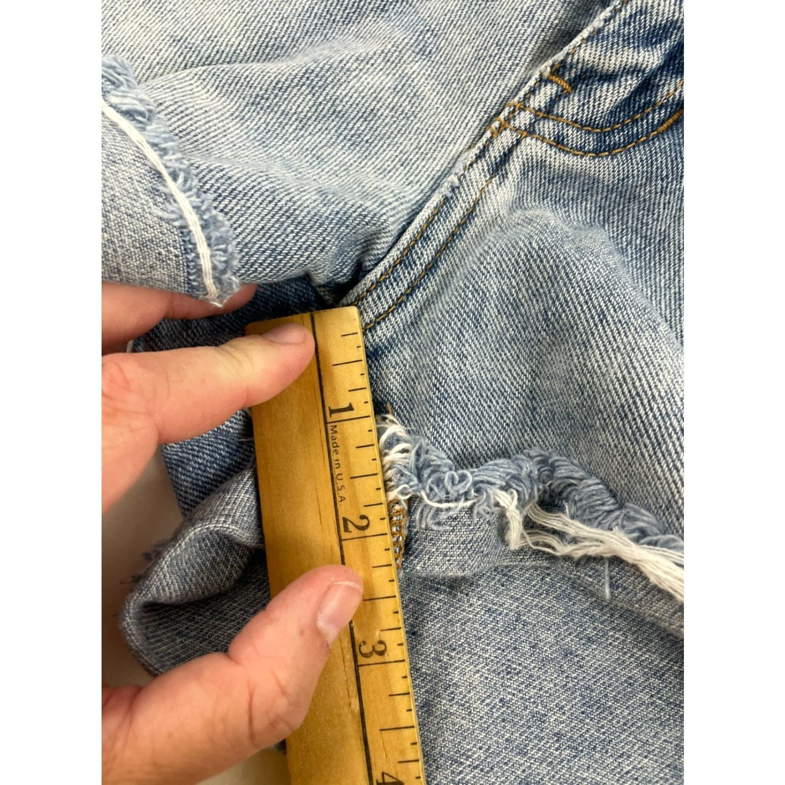 Pacsun PacSun Women's Jean Shorts Denim Mom Short Cut-Off Raw Hem Distressed Size 23 Gray Size 42" / US 20 - 7 Thumbnail