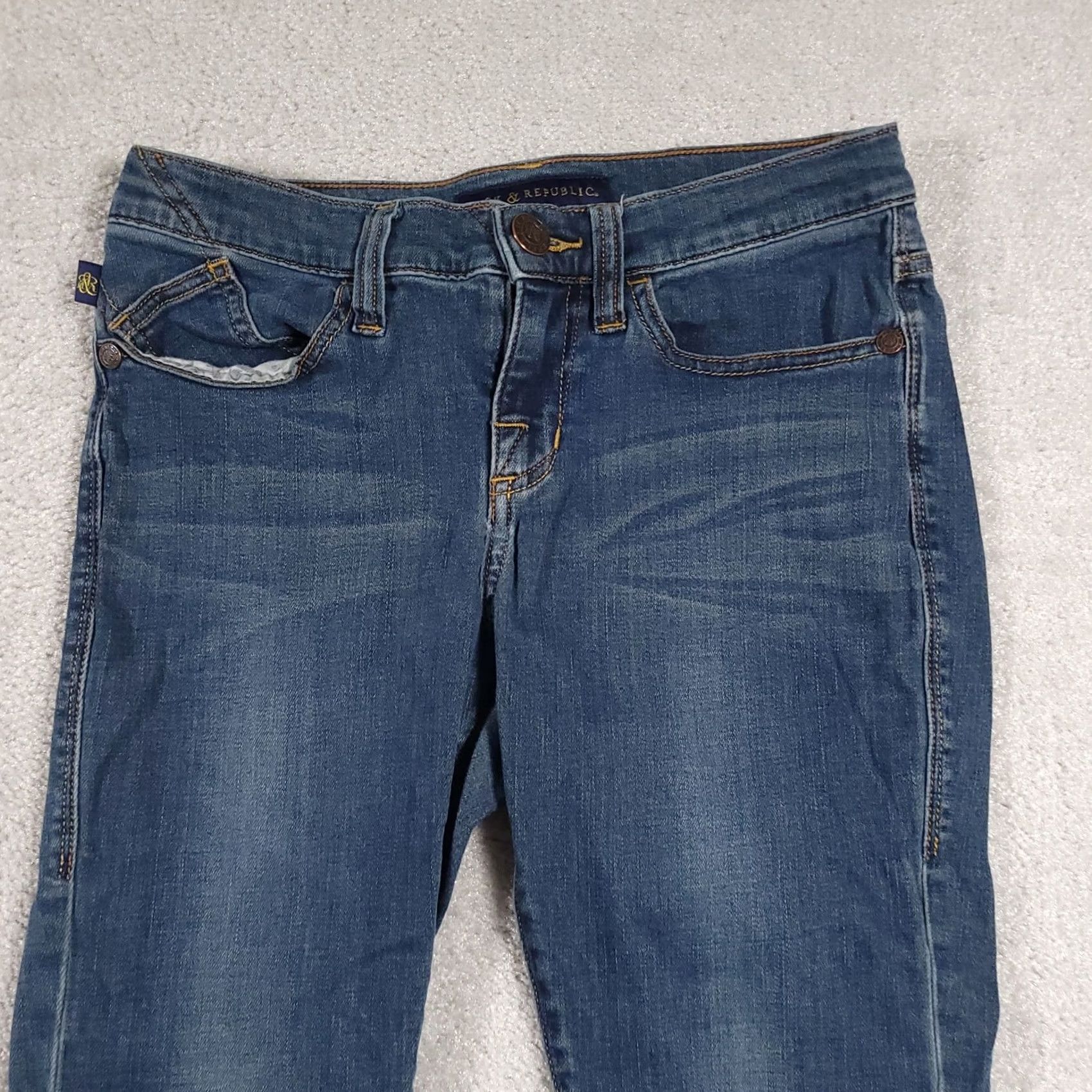 Vintage Rock & Republic Jeans Womens 6 Skinny Stretch Denim Medium Wash Studded Pocket Blue Size 28" / US 6 / IT 42 - 3 Thumbnail