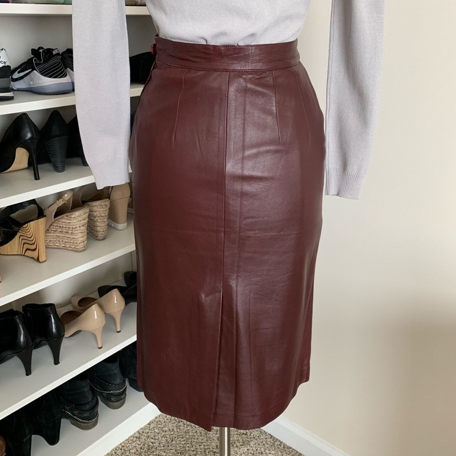 Vintage Vintage Genuine Leather Pencil Skirt - 4 Size 27" / US 4 / IT 40 - 2 Thumbnail