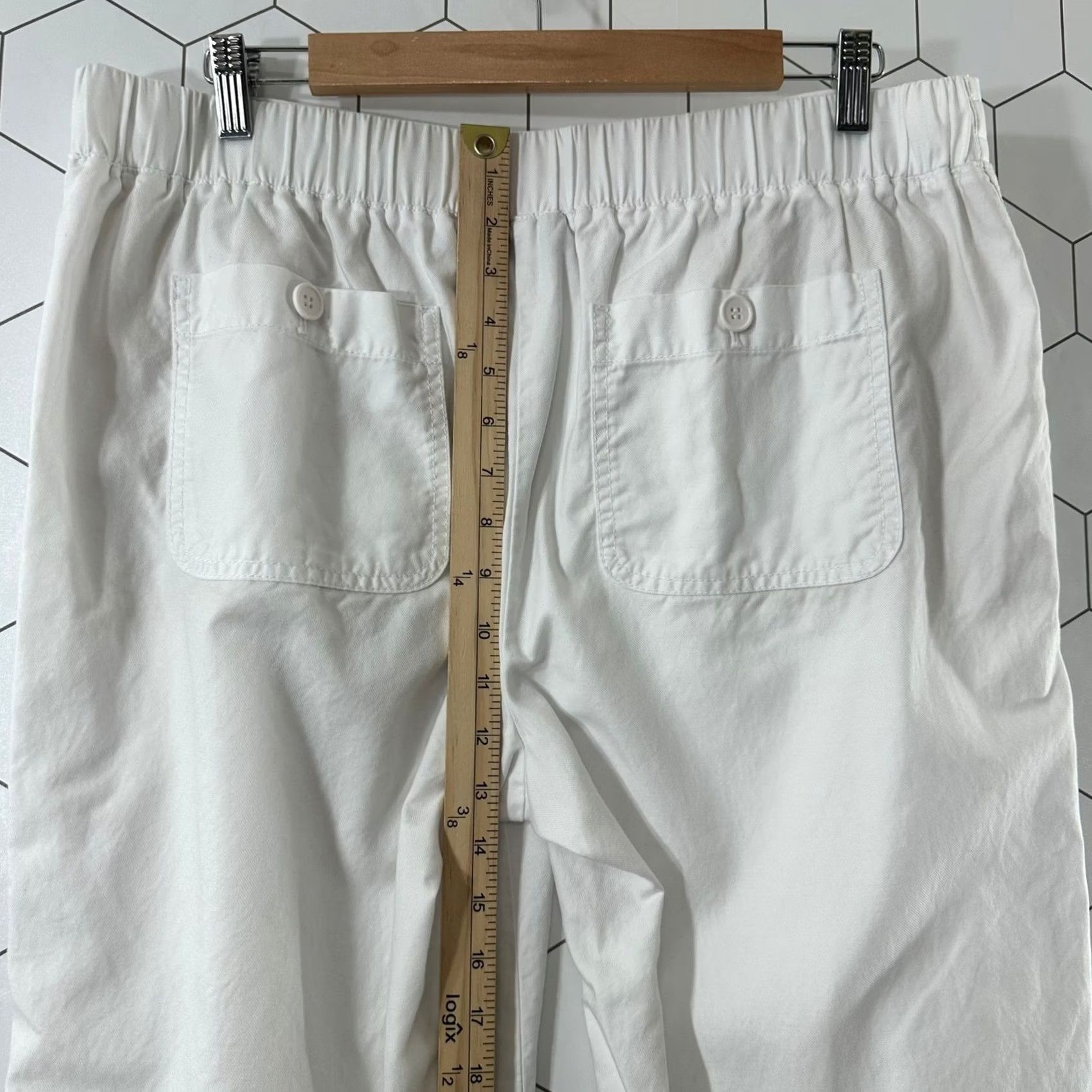 Talbots Relevant Keywords: "Talbots," "White Cotton Tencel," "Relaxed Pants," "Women Size 34" / US 12 / IT 48 - 7 Thumbnail