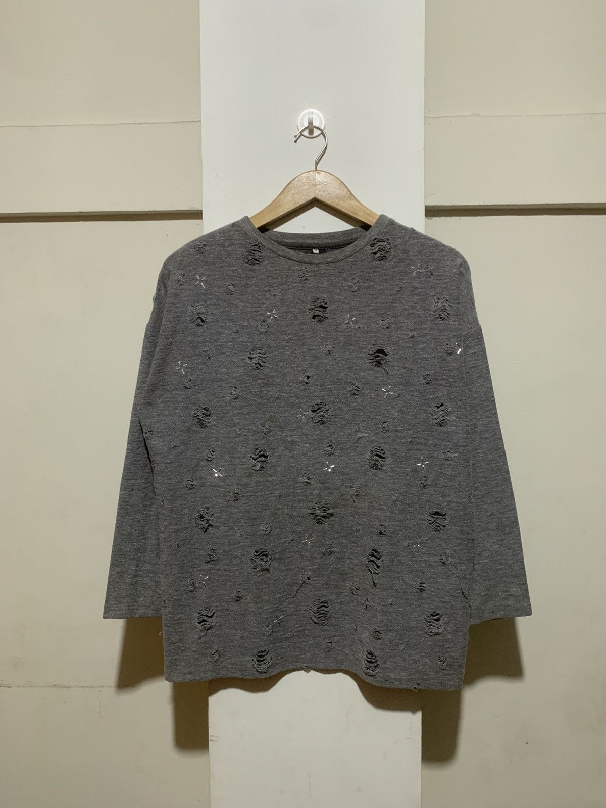 Le Grande Bleu (L.G.B.) Japanese Hype Distressed LGB ISWN Style Longsleeve tee Size US S / EU 44-46 / 1 - 1 Thumbnail