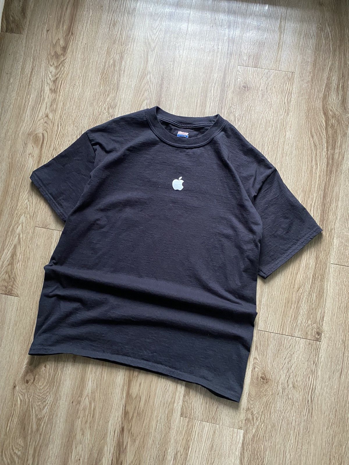 Apple × Vintage VINTAGE Y2K APPLE CENTER LOGO TEE Size US L / EU 52-54 / 3 - 7 Thumbnail