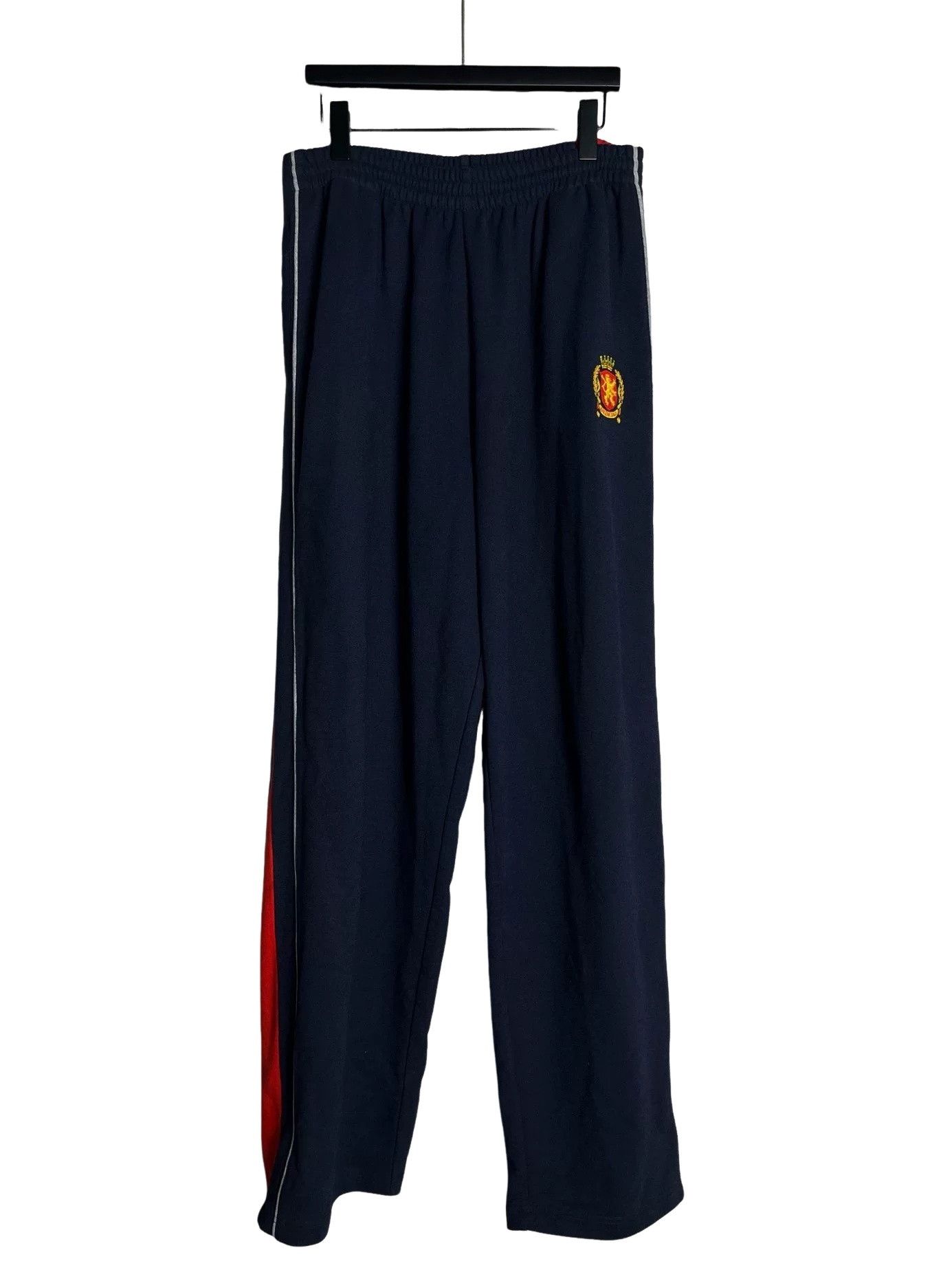 Balenciaga Balenciaga Embroidered Crest Sweatpants S Size US 30 / EU 46 - 1 Thumbnail