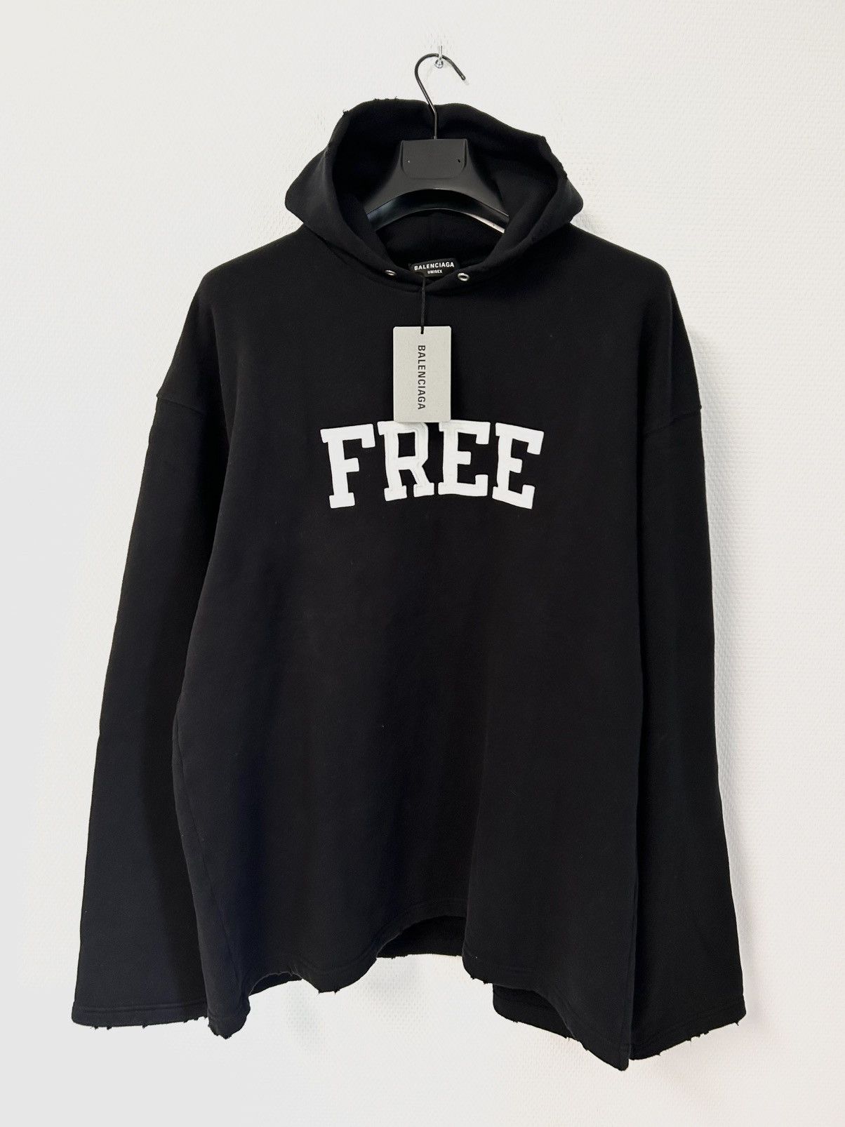 BALENCIAGA FREE YOU MIND フーディ size XS Balenciaga Black Red Free Your Mind Logo Printed Cotton Hoodie