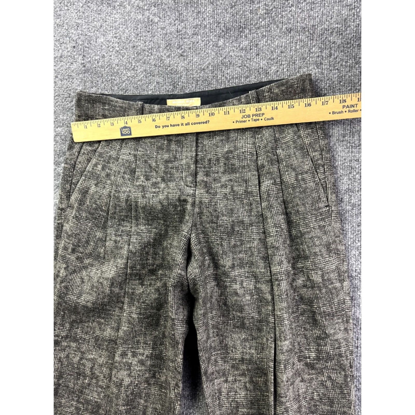 Michael Kors Michael Kors Dress Pants Womens 6 Gray Wool Plaid Tweed Pleated Cuffed Italy Size 28" / US 6 / IT 42 - 3 Thumbnail