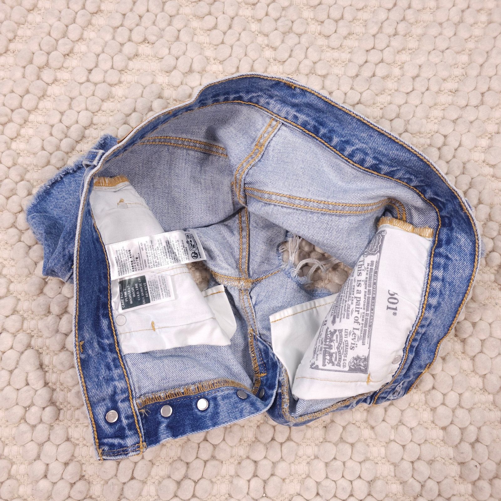 Levi's Levi’s 501 High Rise Med Wash Denim Shorts Sz 28 Size 28" / US 6 / IT 42 - 6 Thumbnail