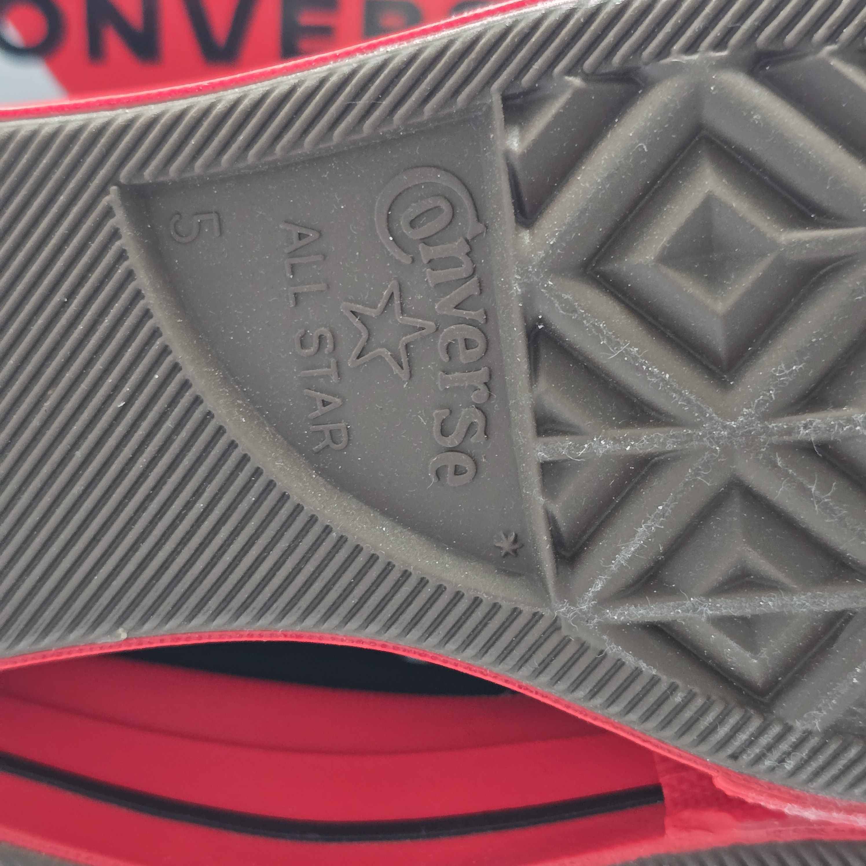 Comme des Garcons PLAY × Converse Converse Chuck 70 x Comme des Garçons PLAY Size US 7.5 / IT 37.5 - 8 Thumbnail
