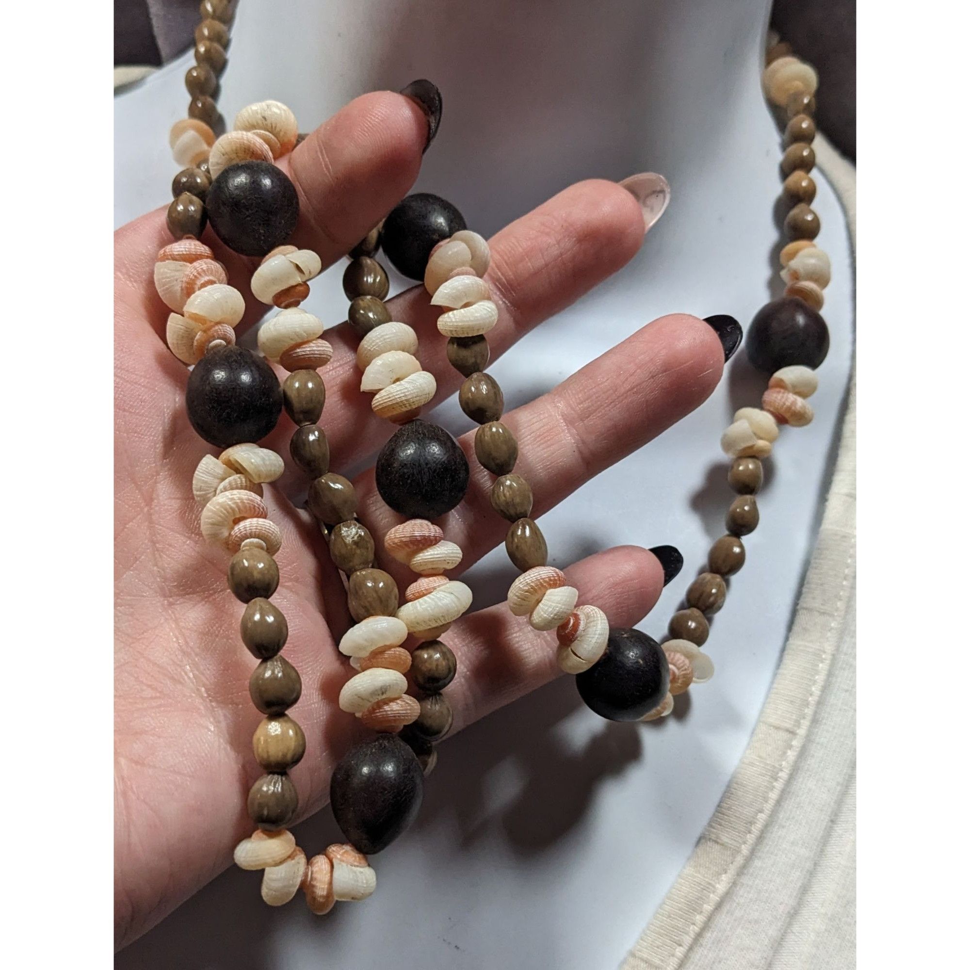 Other Summery Beach Themed Seed And Shell Beaded Necklace Size ONE SIZE - 2 Thumbnail
