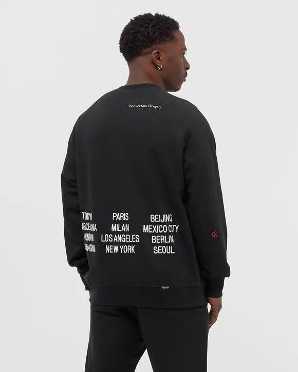 Nike 🔥 NIKEWORLD TOUR CREWNECK SWEATSHIRT - L Size US M / EU 48-50 / 2 - 2 Thumbnail