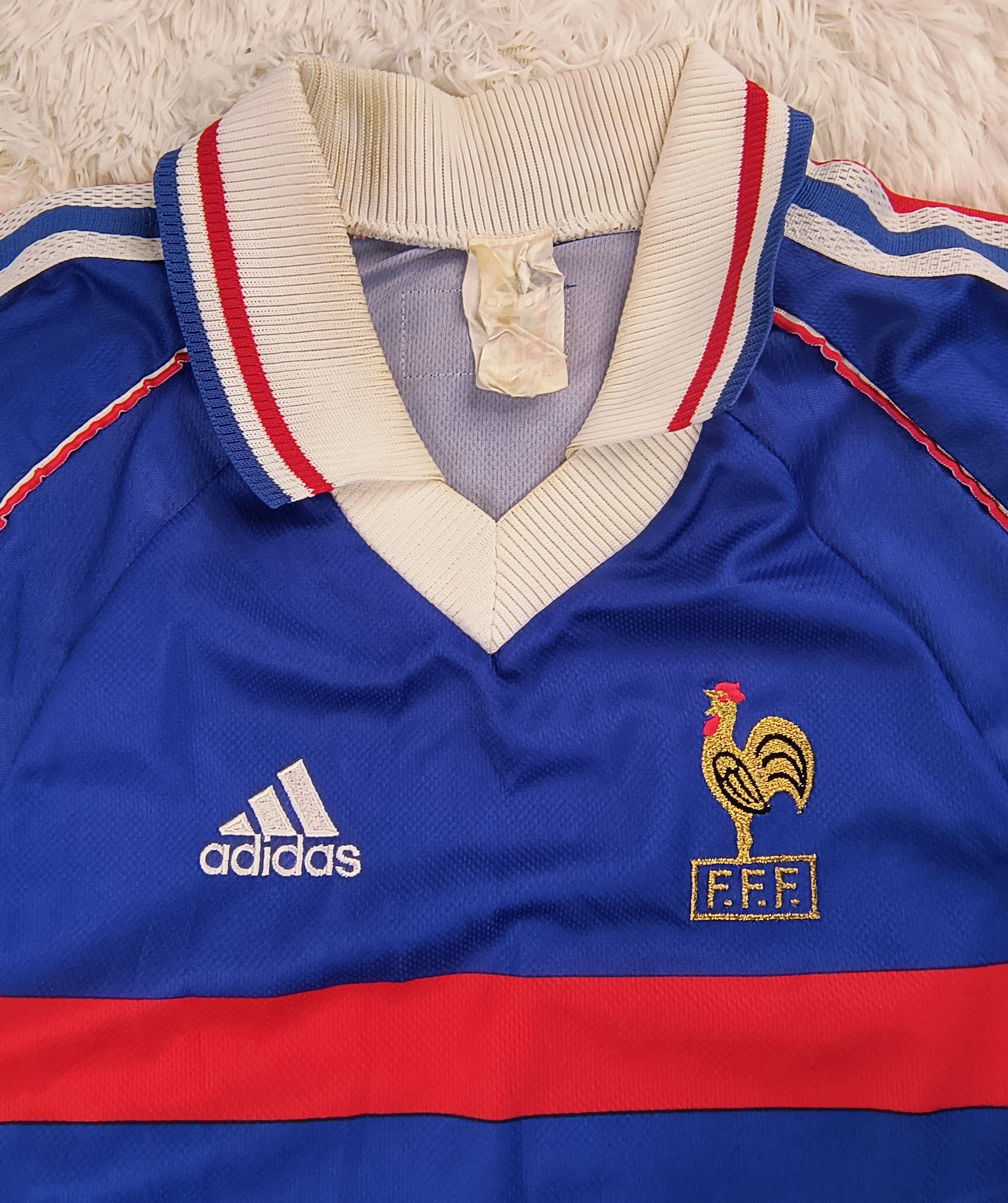 Adidas Vintage Adidas France champions of the year 1998 home jersey Size US L / EU 52-54 / 3 - 2 Thumbnail