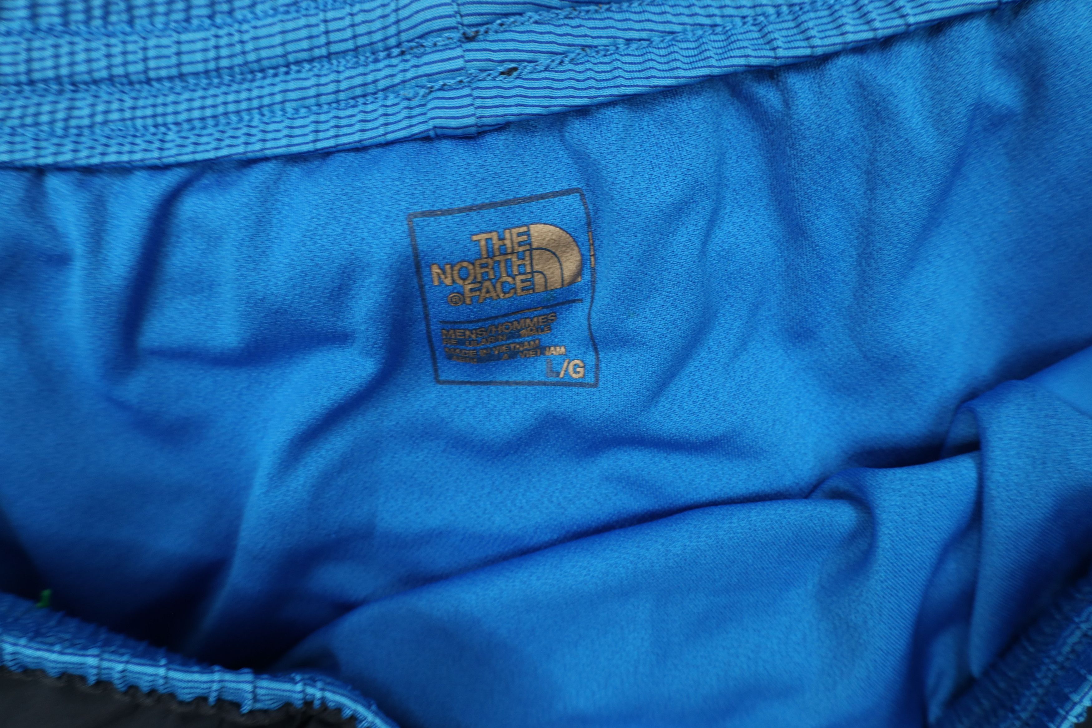 The North Face The North Face Reflective Lined Running Jogging Shorts Size US 34 / EU 50 - 8 Thumbnail