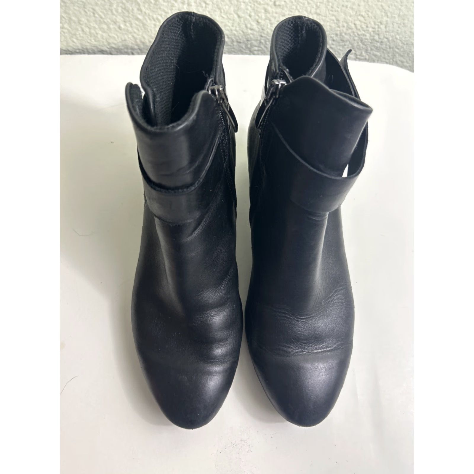 Ecco ECCO Sculptured 45 Leather Closed Ankle Zipper Boots Black Bootie Women's EU 37 US 6 Leather Zipper Bootie Heel Cone Solid Ankle Boots Size US 6 / IT 36 - 6 Thumbnail