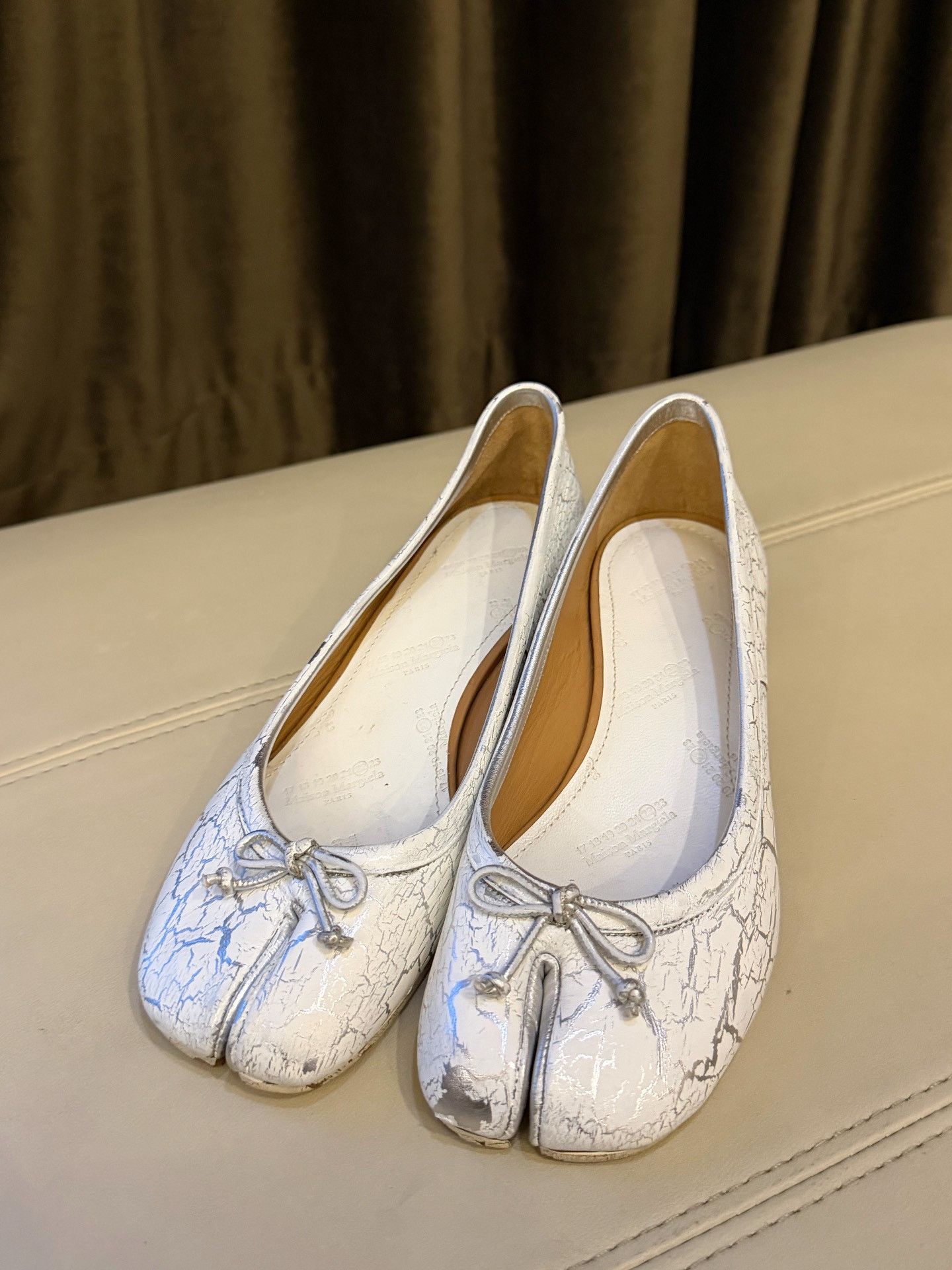 Maison Margiela Maison Margiela Tabi Paint Splatter Size US 5 / IT 35 - 1 Thumbnail