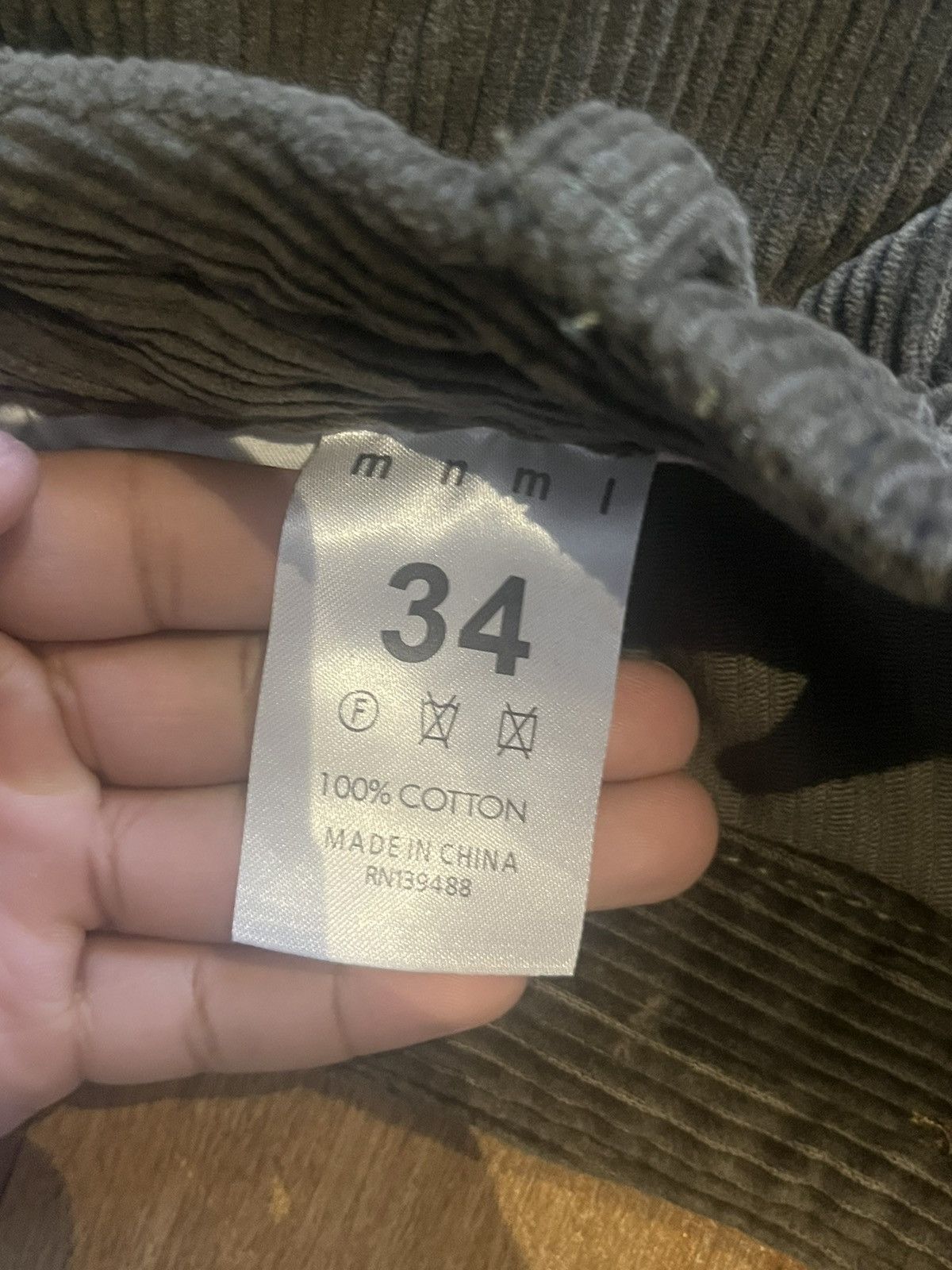 MNML MNML corduroy cargos Size US 34 / EU 50 - 2 Thumbnail