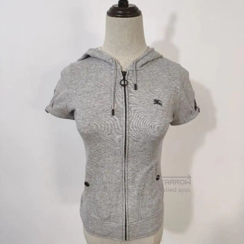 Burberry Burberry Gray Cotton Women's T-Shirt for Summer. Size M / US 6-8 / IT 42-44 - 1 Thumbnail