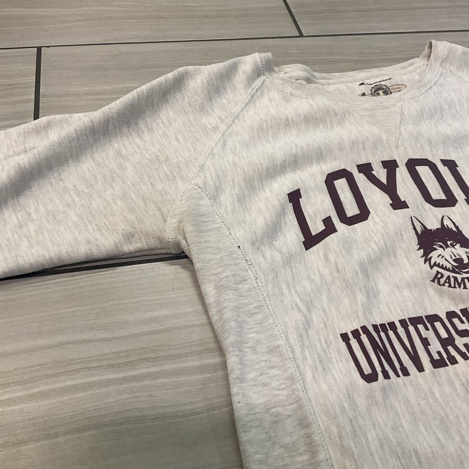 Champion Loyola Ramblers University of Chicago Sweatshirt Size US M / EU 48-50 / 2 - 5 Thumbnail