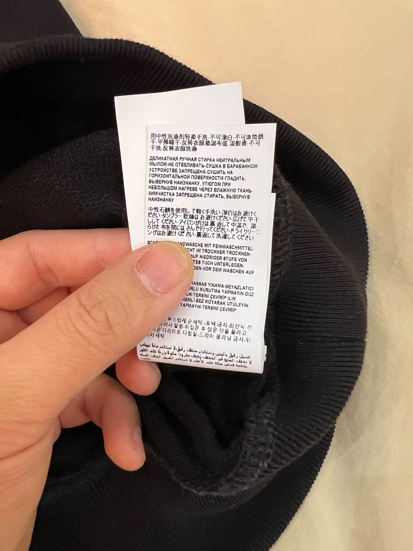 Versace Versace Hoodie L 99N Front Logo Sequin Embroidery Size US L / EU 52-54 / 3 - 5 Thumbnail
