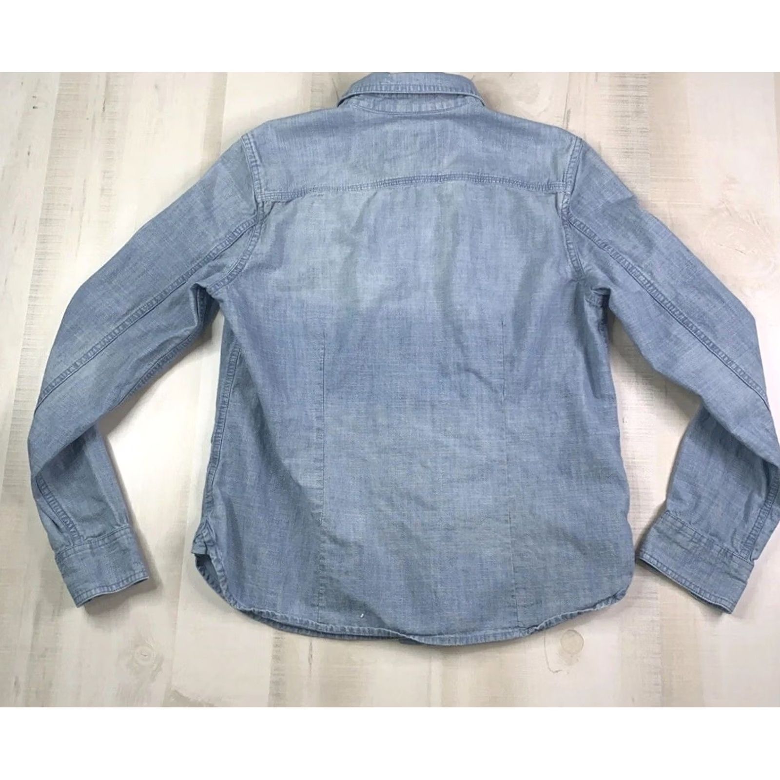 American Eagle Outfitters VINTAGE American Eagle Outfitters Shirt Womens Medium Blue Studded Cowgirl Denim Shirt Size M / US 6-8 / IT 42-44 - 7 Thumbnail