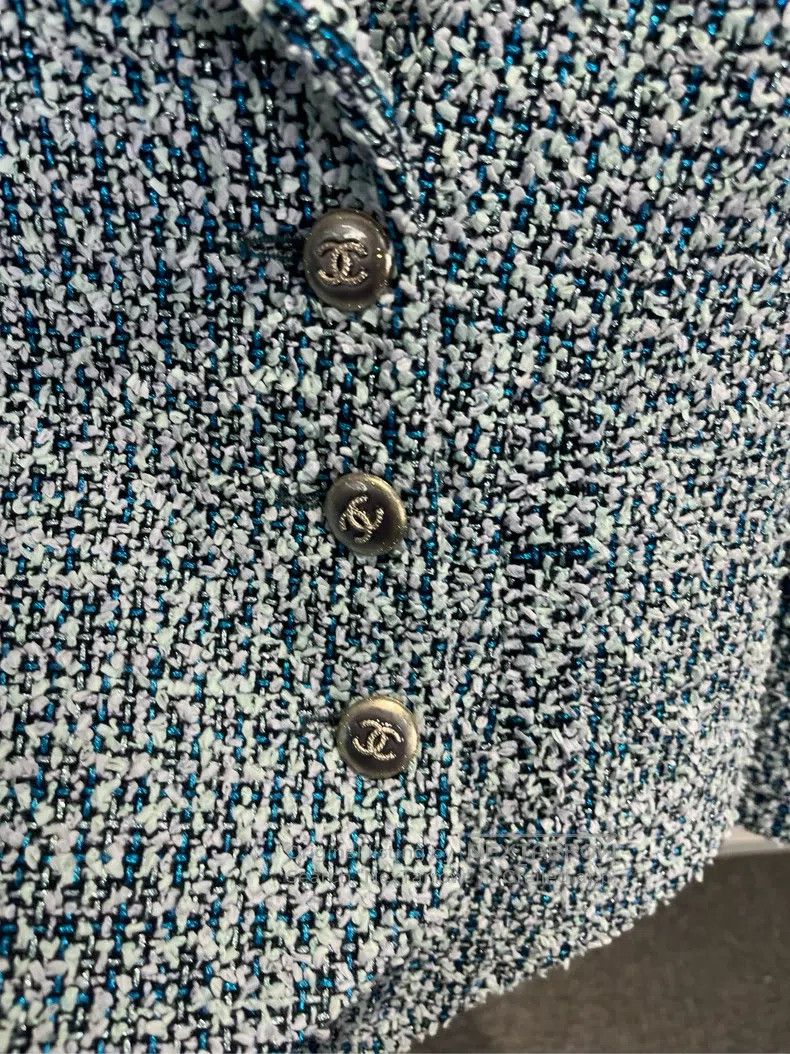 Chanel Chanel Blue tweed metal buckle logo jacket Size XS / US 0-2 / IT 36-38 - 4 Thumbnail