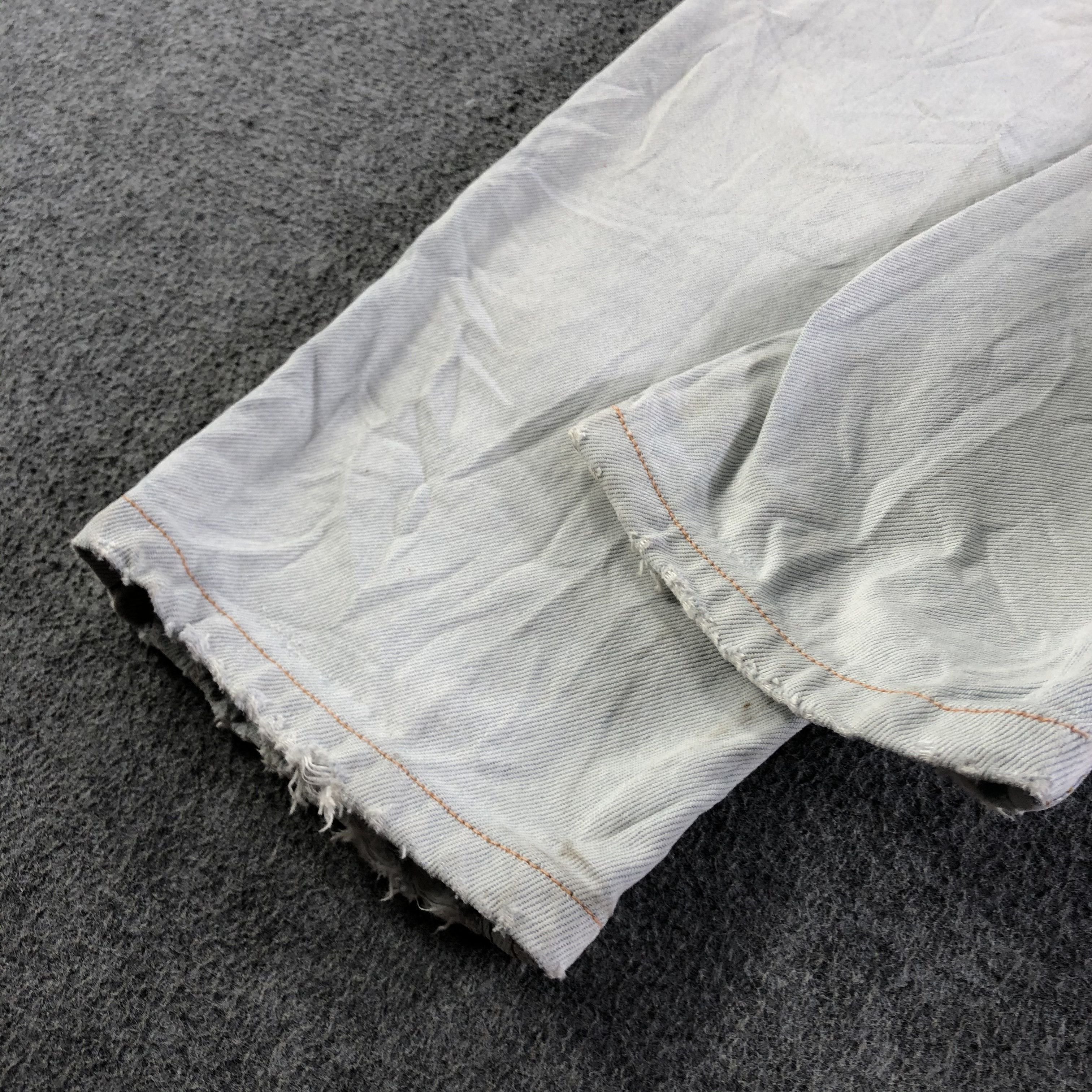 Levi's Vintage 90s Light Wash Levis Jeans-J3963 Size US 27 - 6 Thumbnail