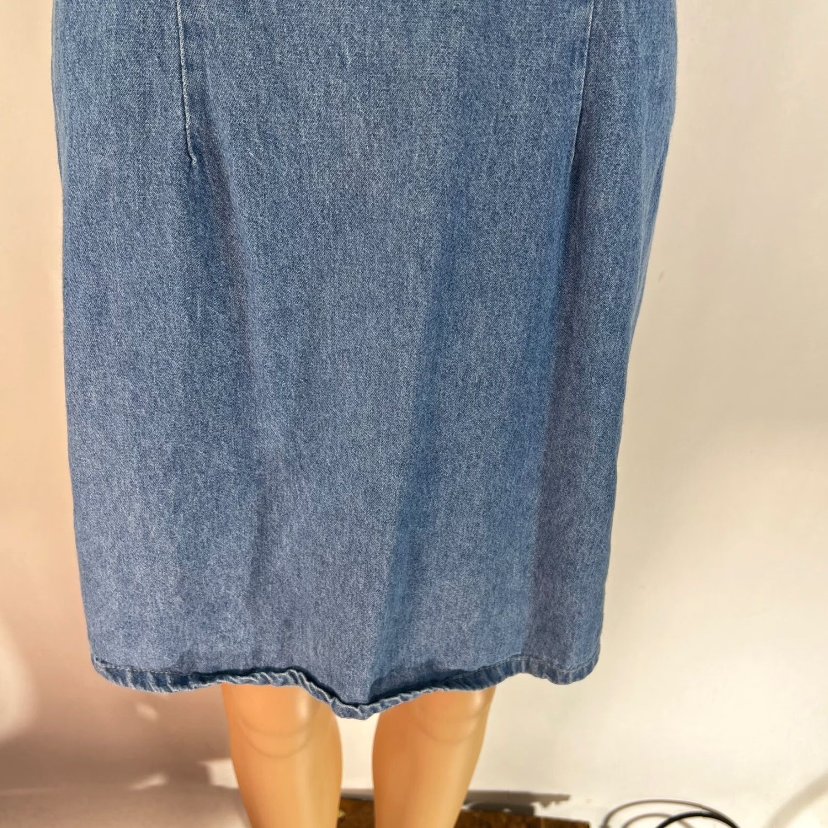 Vintage Xhilaration Denim Midi Dress Women Size L Sleeveless Blue Casual Party USA Size L / US 10 / IT 46 - 4 Thumbnail