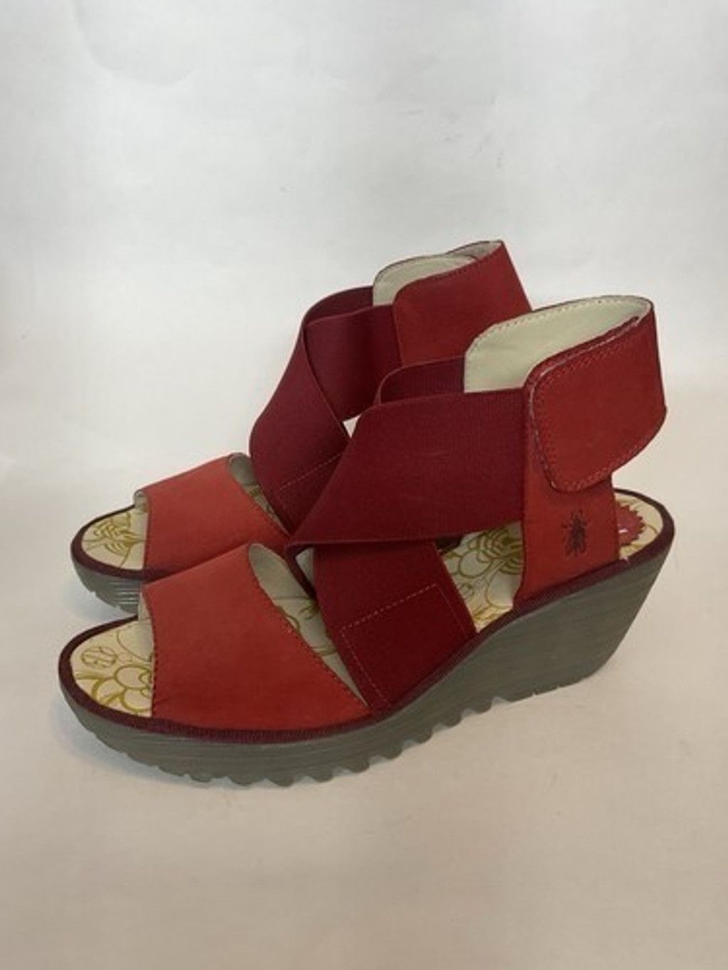 Fly London Fly London Mousse Leather Crossover Wedge Sandals Women 8.5 Size US 9 / IT 39 - 9 Thumbnail