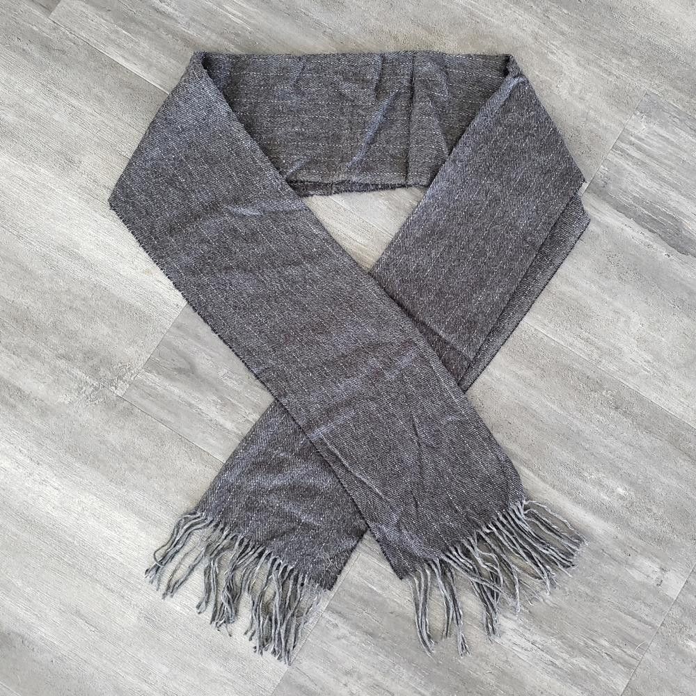 Roundtree & Yorke Dark Grey Pinstriped R&Y Cashmere Scarf Size ONE SIZE - 1 Thumbnail