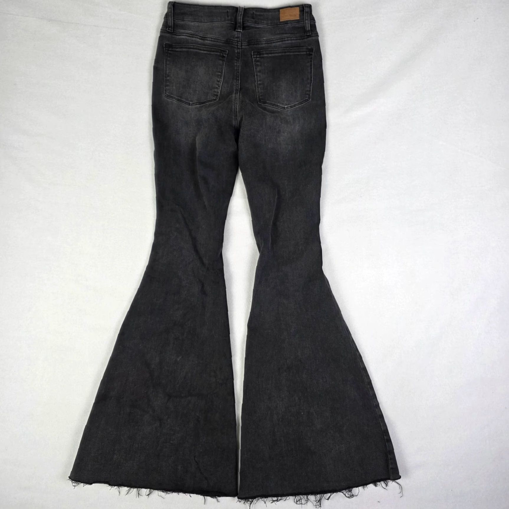 Vintage Judy Blue Jeans Womens Bellbottom High Rise Flared 26x33 Black Stretch Elastic Pockets 3/26 Juniors Size 26" / US 2 / IT 38 - 2 Thumbnail