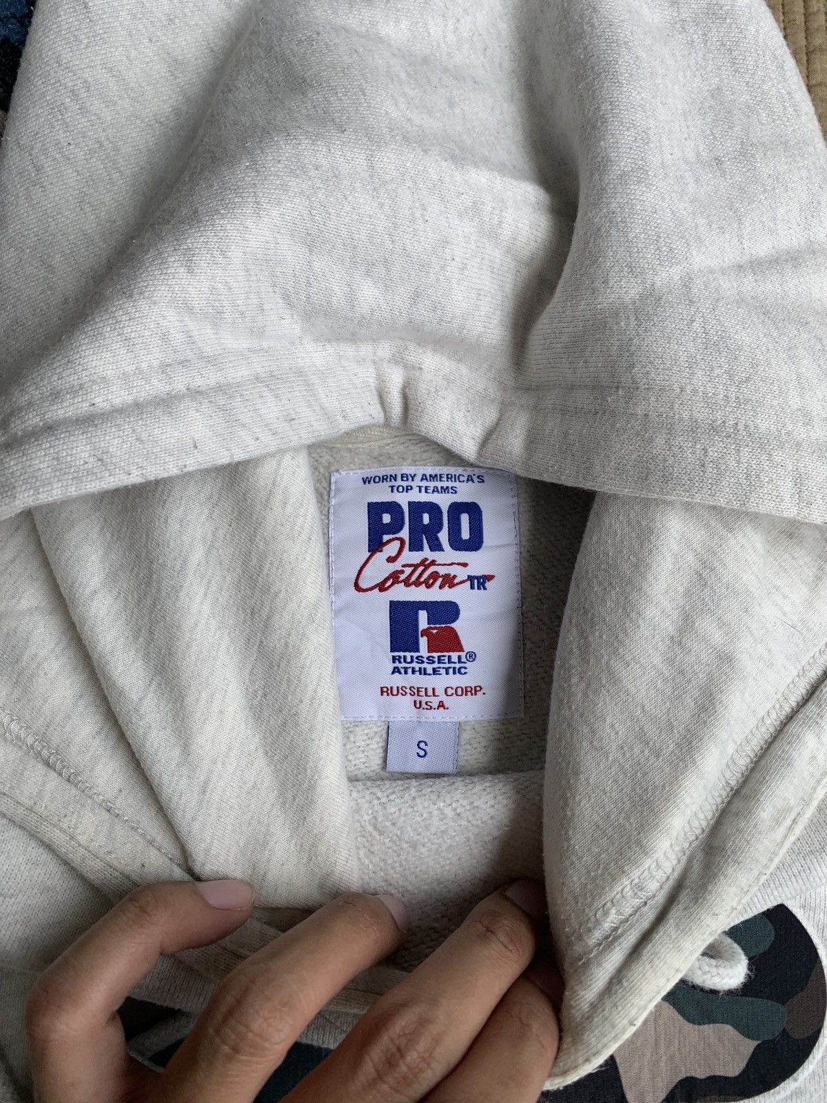 Russell Athletic Vintage Russell Athletic Hoodie Size US M / EU 48-50 / 2 - 5 Thumbnail