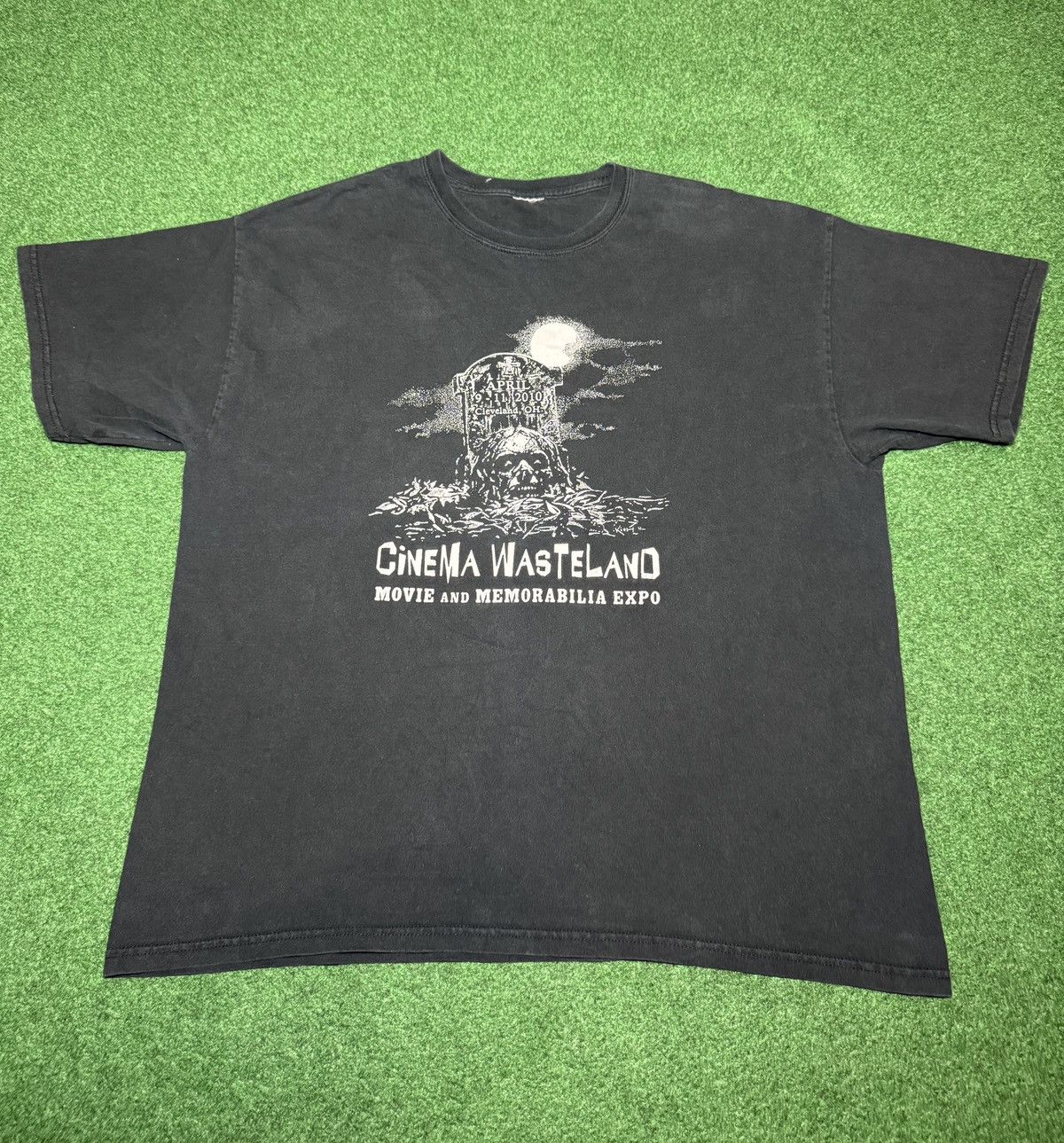 Vintage Cinema Wasteland Zombie Horror Movie L/XL 24x28 T Shirt Size US XL / EU 56 / 4 - 1 Thumbnail