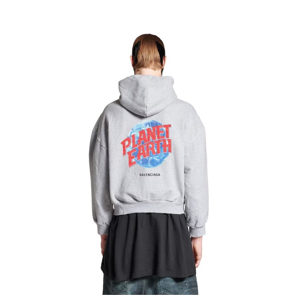 Balenciaga o1w1db10326 Planet Earth Zip-Up Hoodie Regular Fit in Grey Size US S / EU 44-46 / 1 - 5 Thumbnail