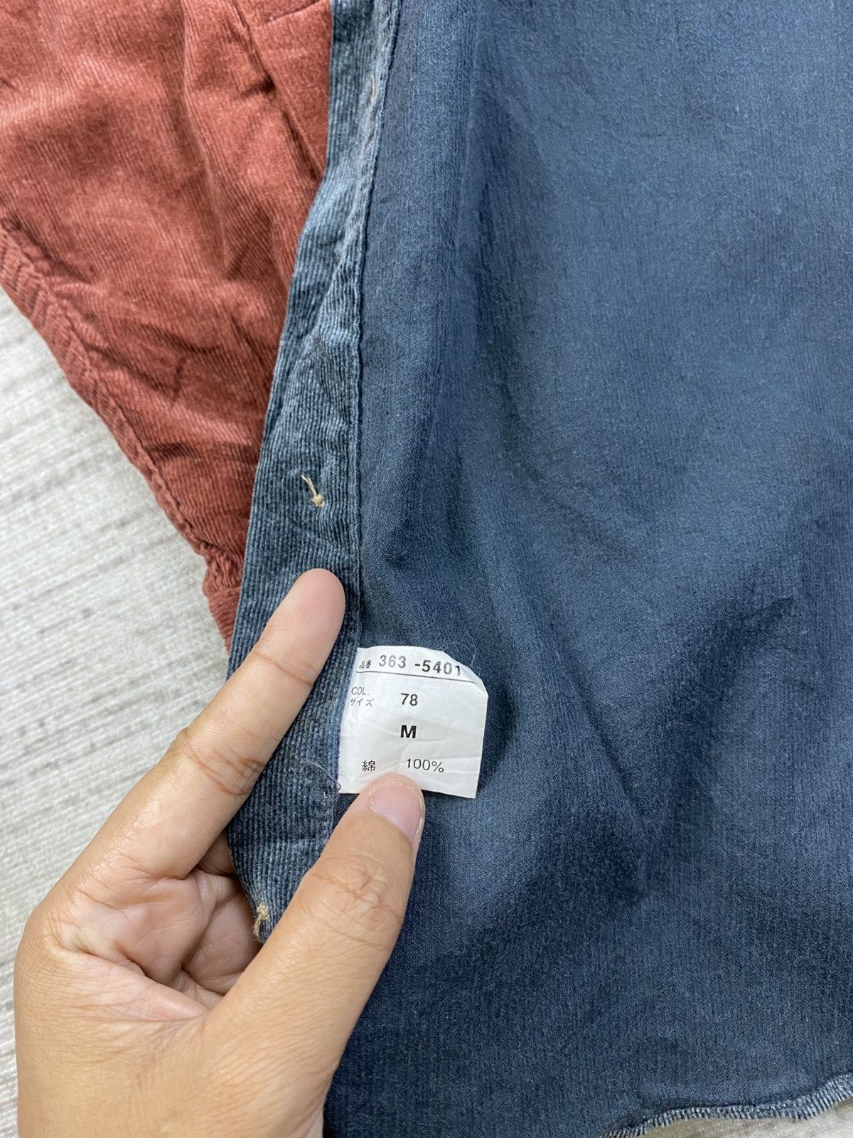Boston Traders × Vintage Vintage Boston Traders Colour Block Corduroy Button Up Shirt Size US L / EU 52-54 / 3 - 12 Thumbnail