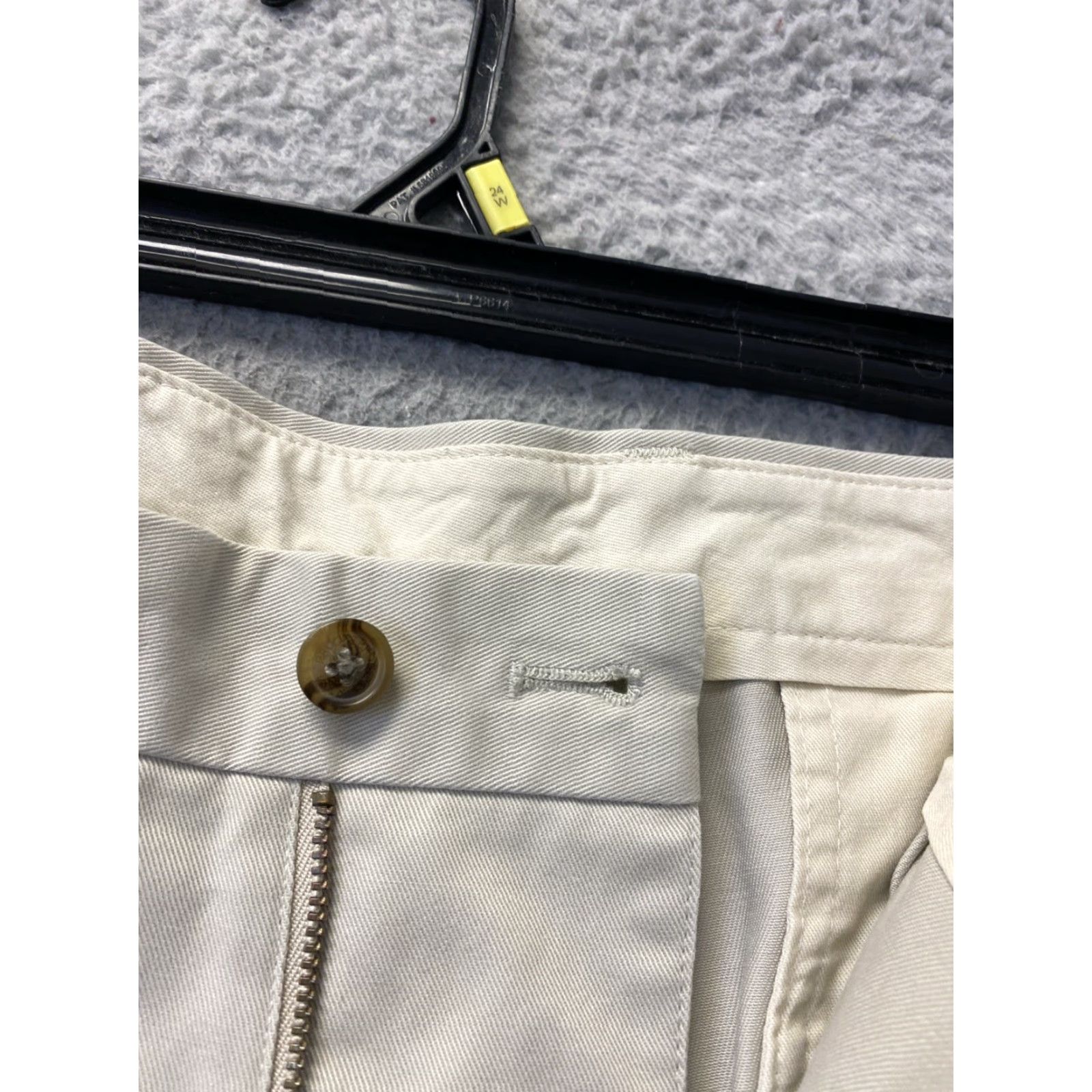 Brooks Brothers Brooks Brothers Chino Pants Mens 42x32 Khaki Elliot Fit Flat Front Regular Zip Button Pockets Dress Casual Mens Size US 42 / EU 58 - 7 Thumbnail