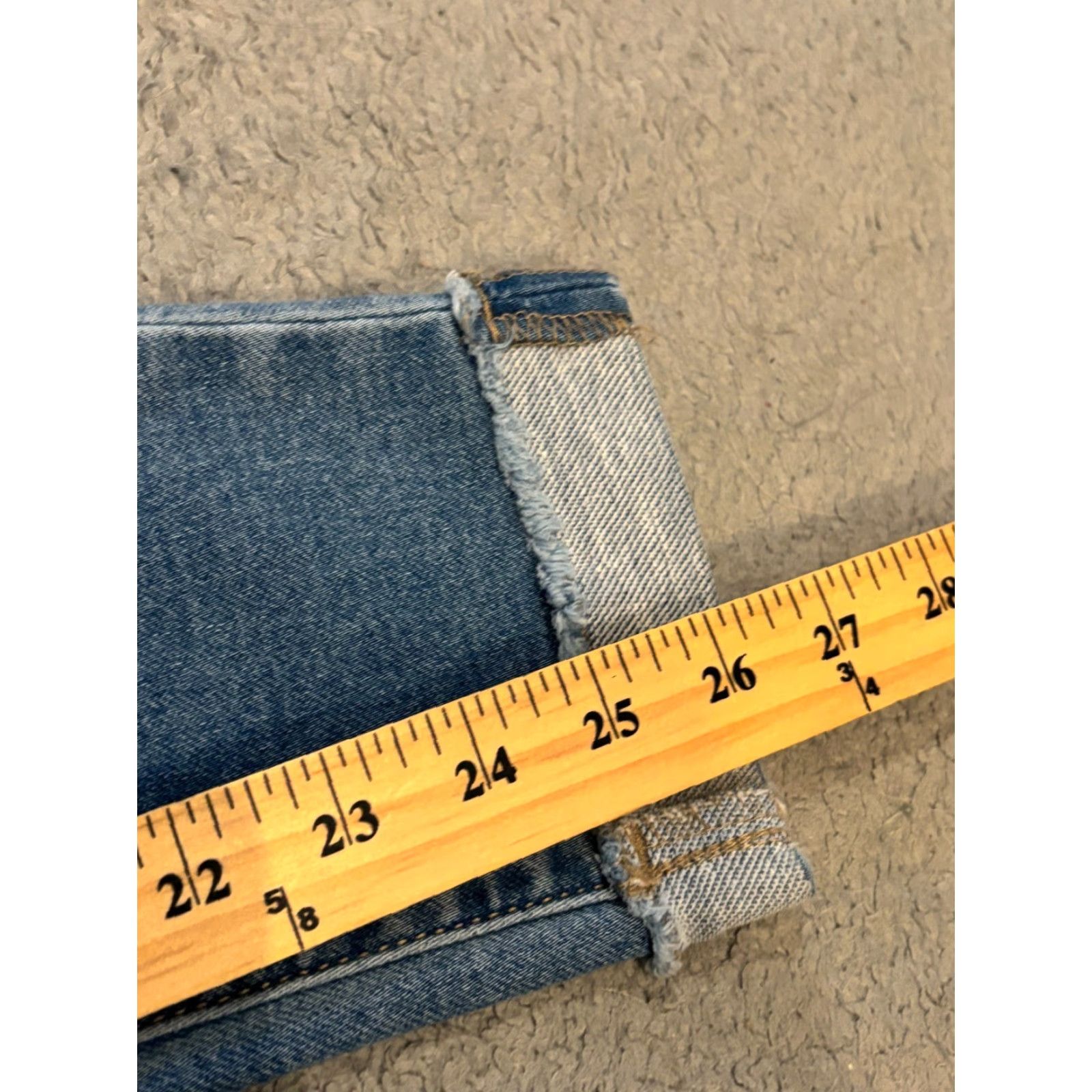 Juicy Couture Juicy Couture Jeans Womens 6 Light Wash Blue Denim Legging Jegging Stretch Jegging Denim Shirt? Size 28" / US 6 / IT 42 - 5 Thumbnail