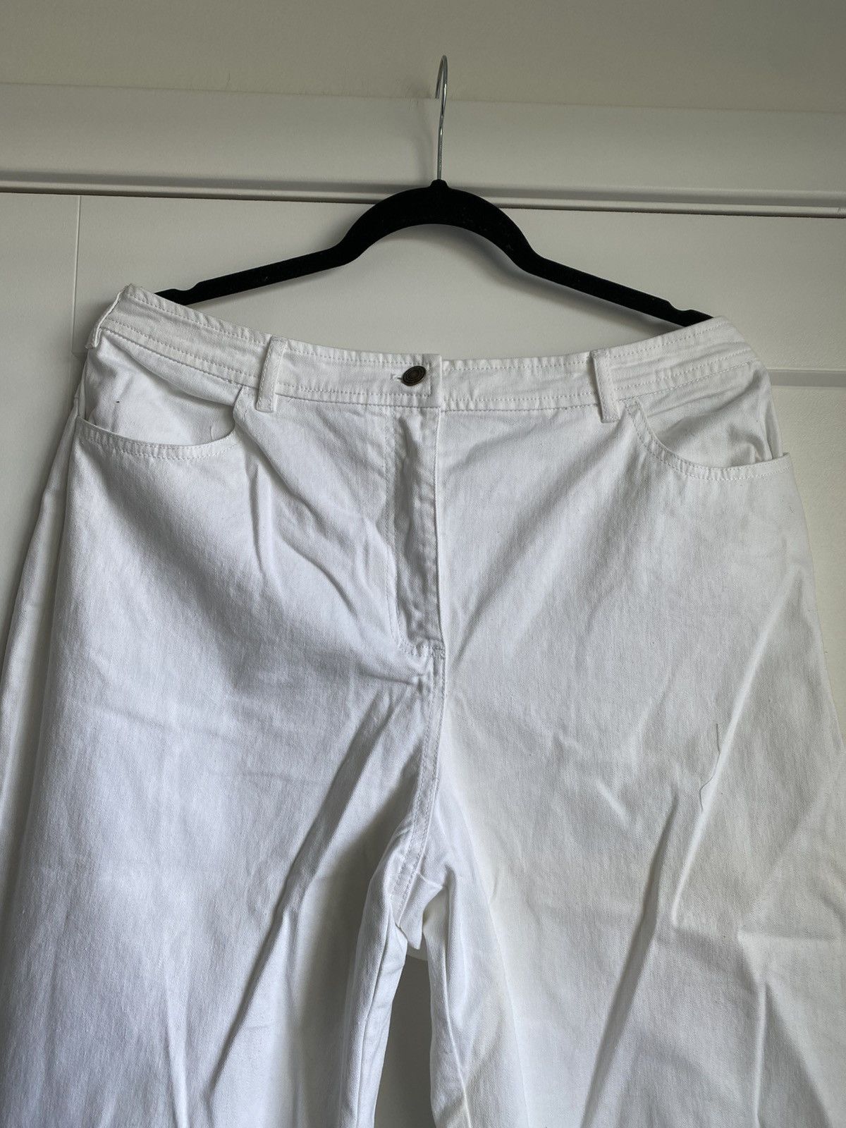 Denim & Co. Denim & Co. Womens Denim Jeans White Embroidered Floral NWOT Size 38" / US 16 / IT 52 - 7 Thumbnail