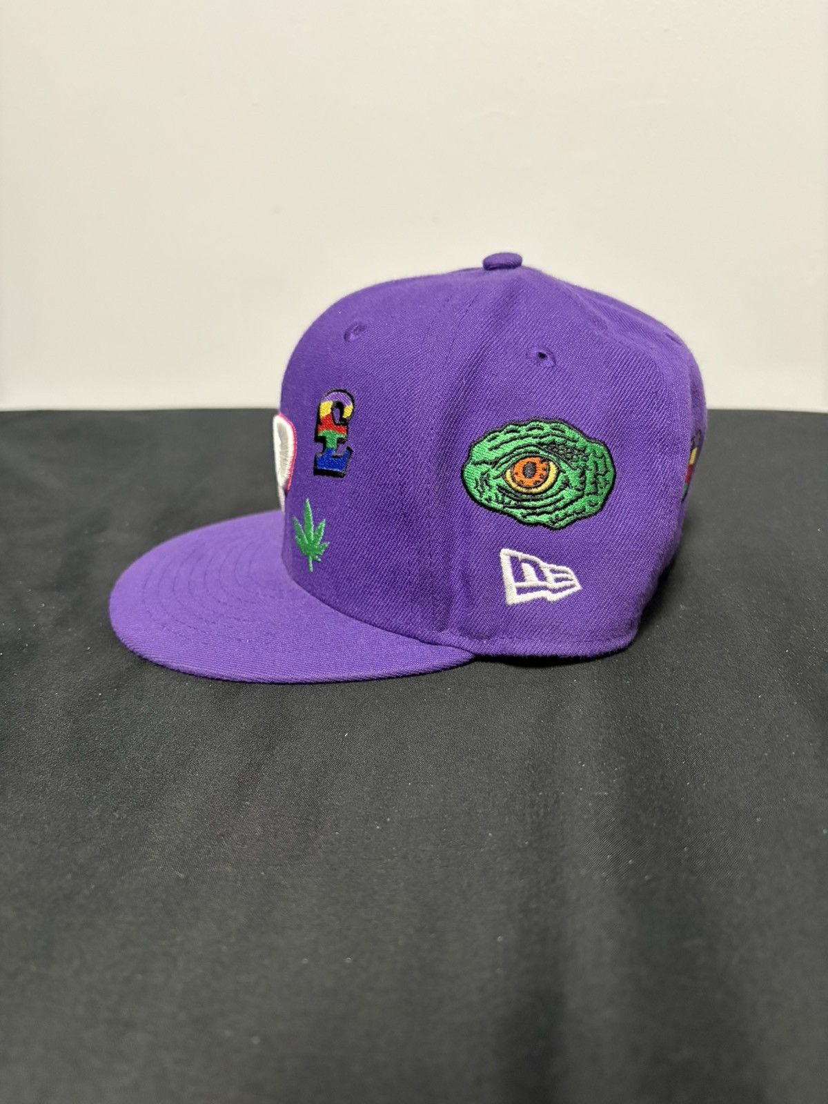 Palace Palace New Era sz 7 1/8 Size ONE SIZE - 3 Thumbnail
