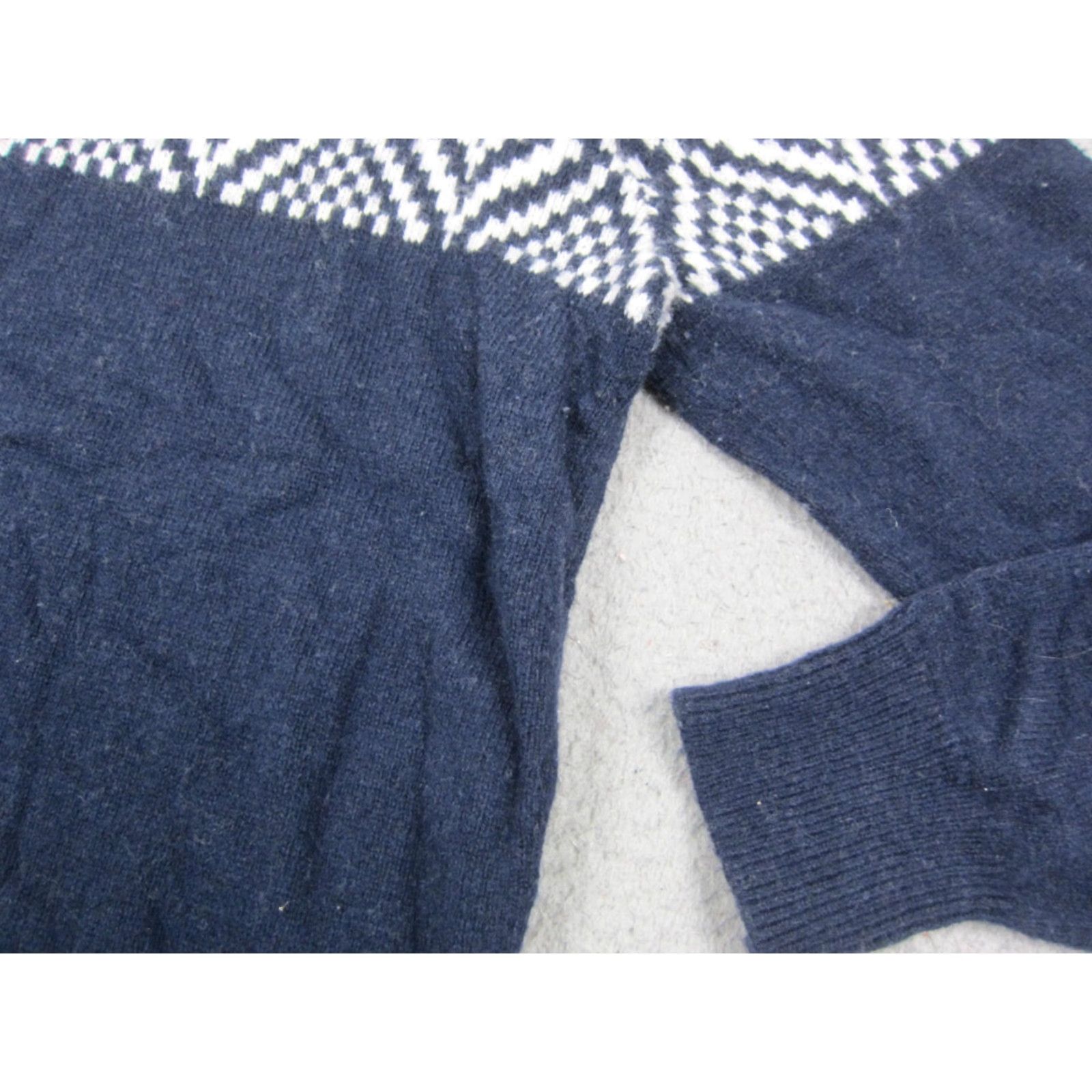 J.Crew J.CREW Sweater Mens Large Blue Fair Isle Crewneck Wool Poly Adult Knit Size US L / EU 52-54 / 3 - 4 Thumbnail