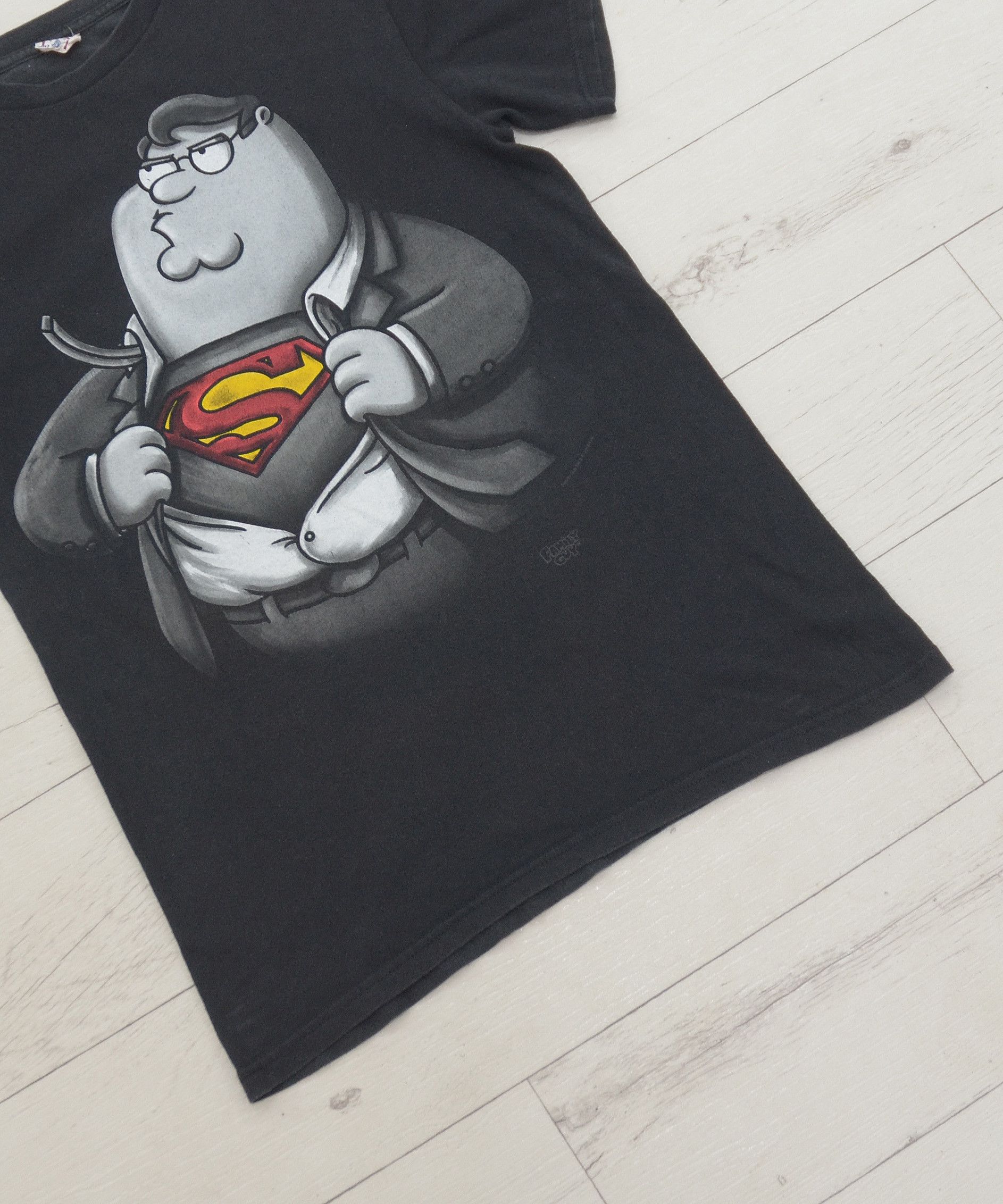 Vintage Vintage Merch Family Guy Superman Peter T-Shirt Tee Unisex Size US S / EU 44-46 / 1 - 2 Thumbnail