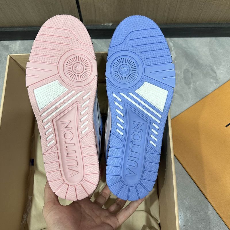 Louis Vuitton Louis Vuitton Trainer Artistic Collaboration Sneakers -2508 Size US 8 / EU 41 - 4 Thumbnail