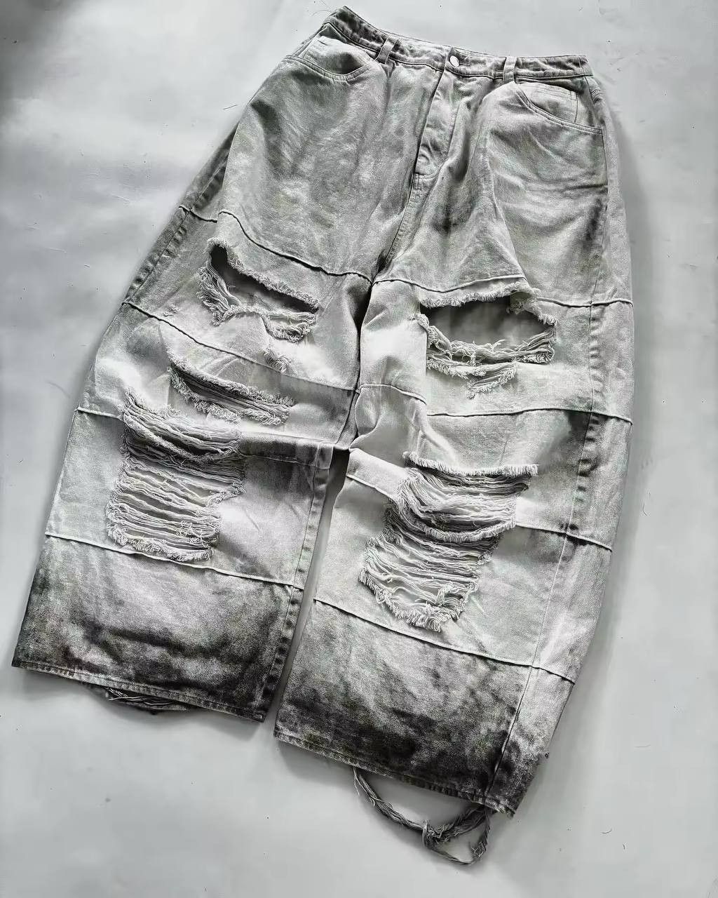 Japanese Brand × Vintage wide, ripped, dirty jeans Size US 37 - 1 Thumbnail