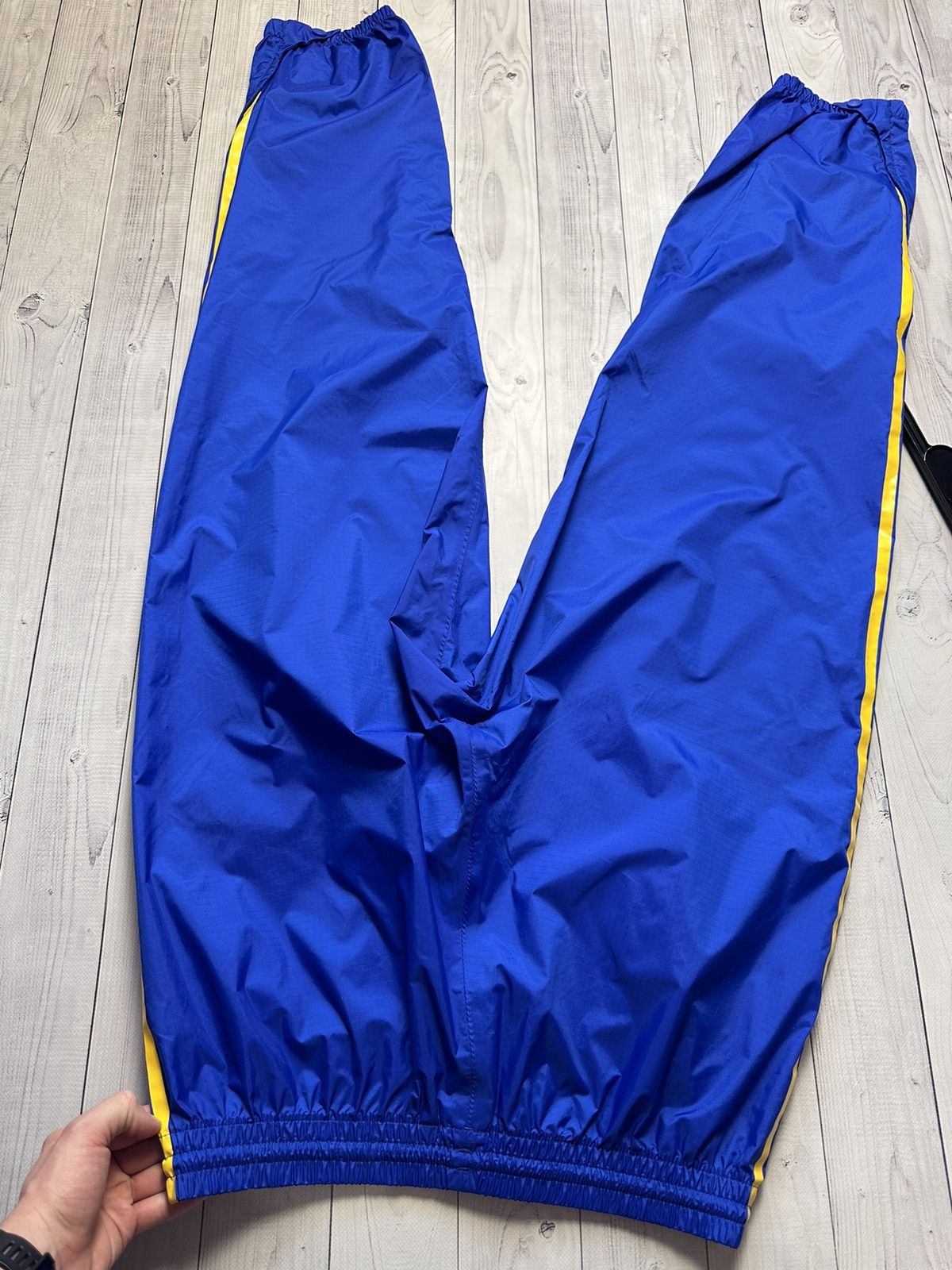 Vintage Vintage adidas Ukraine soccer pants joggers size L/XL logo Size US 36 / EU 52 - 10 Thumbnail