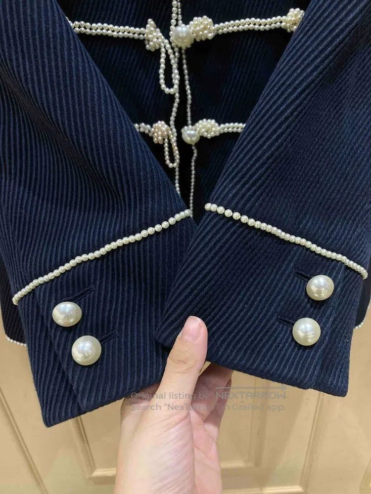 Chanel Chanel 09p Pearl buckle Tibetan green stand-up collar jack Size M / US 6-8 / IT 42-44 - 4 Thumbnail